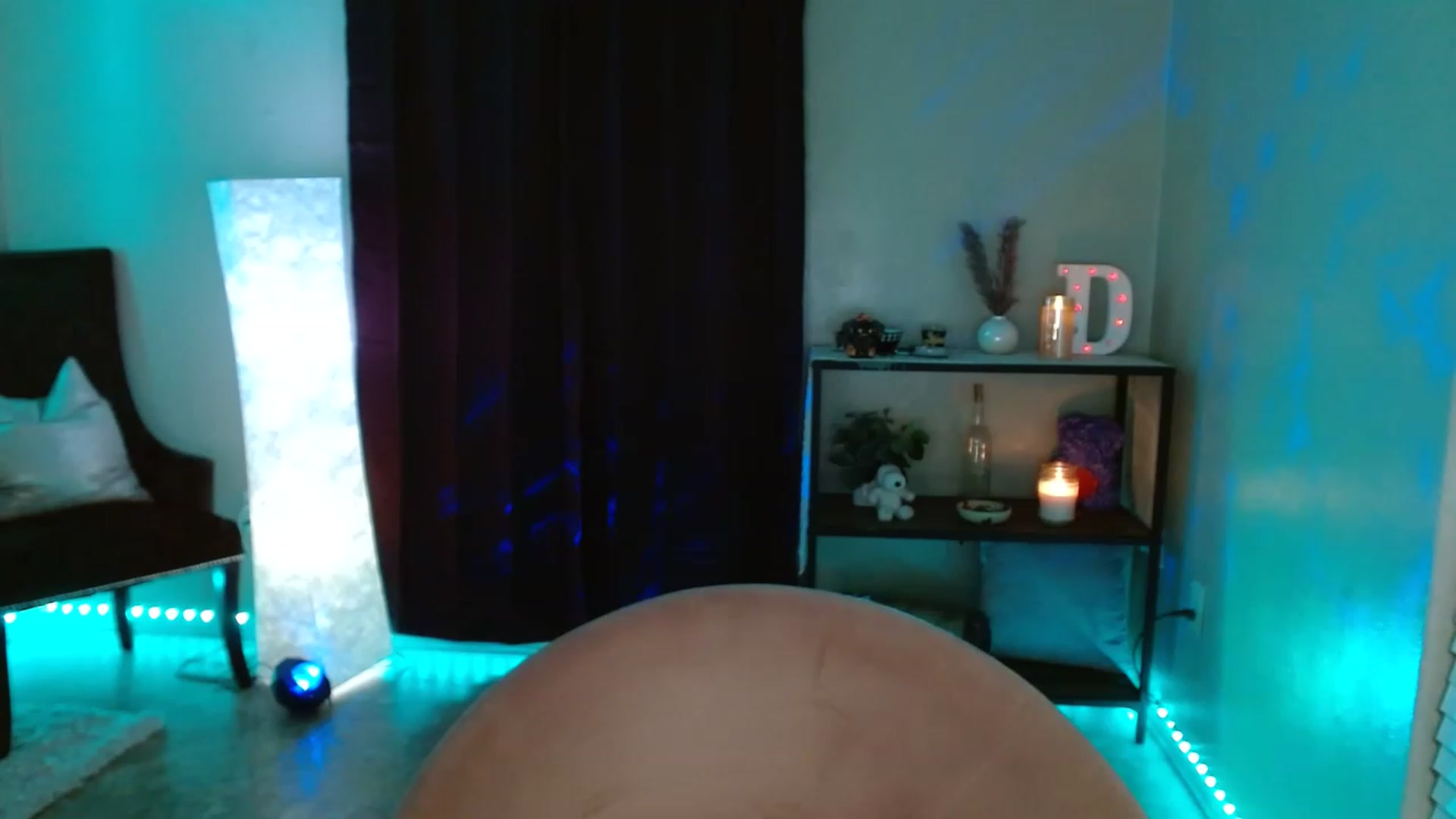 Gallery image thumbnail from DaniSpice's myfreecams stream on, 08/18/2023, 05:15 image 16 of 20