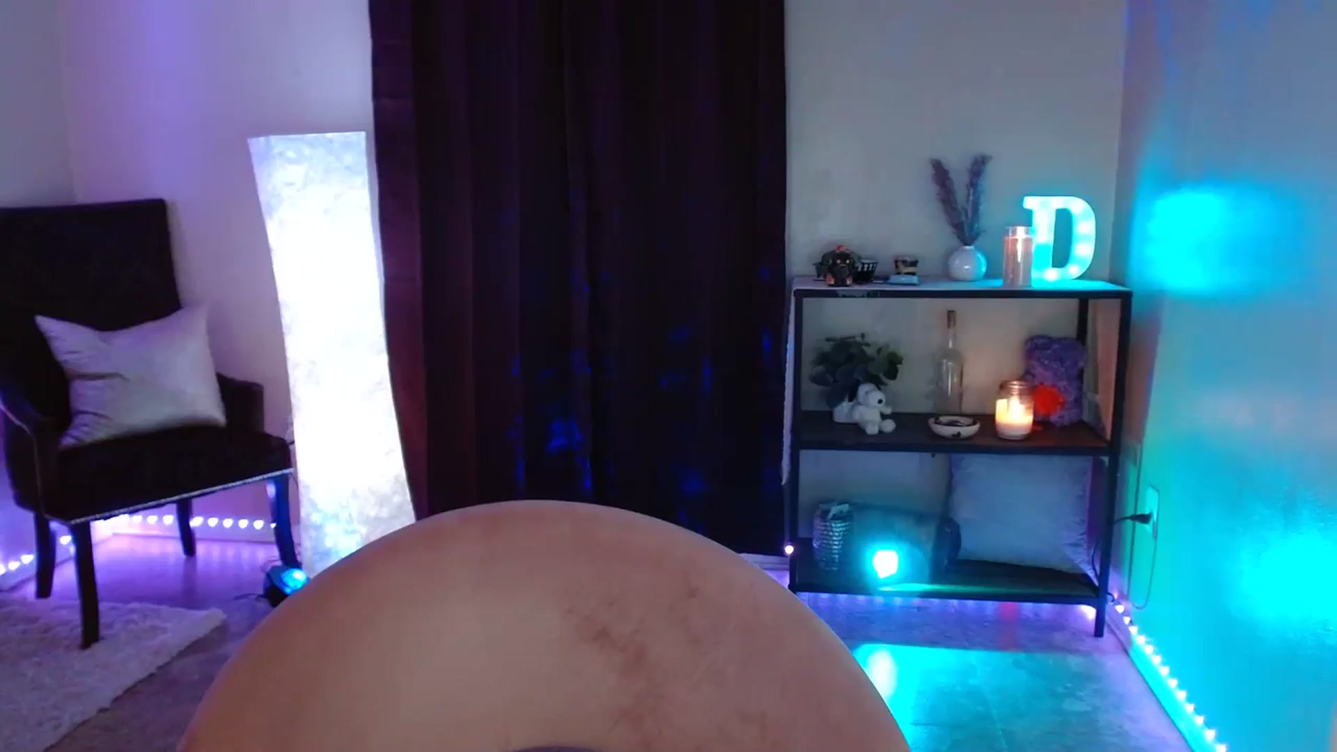 Gallery image thumbnail from DaniSpice's myfreecams stream on, 08/22/2023, 08:08 image 15 of 20