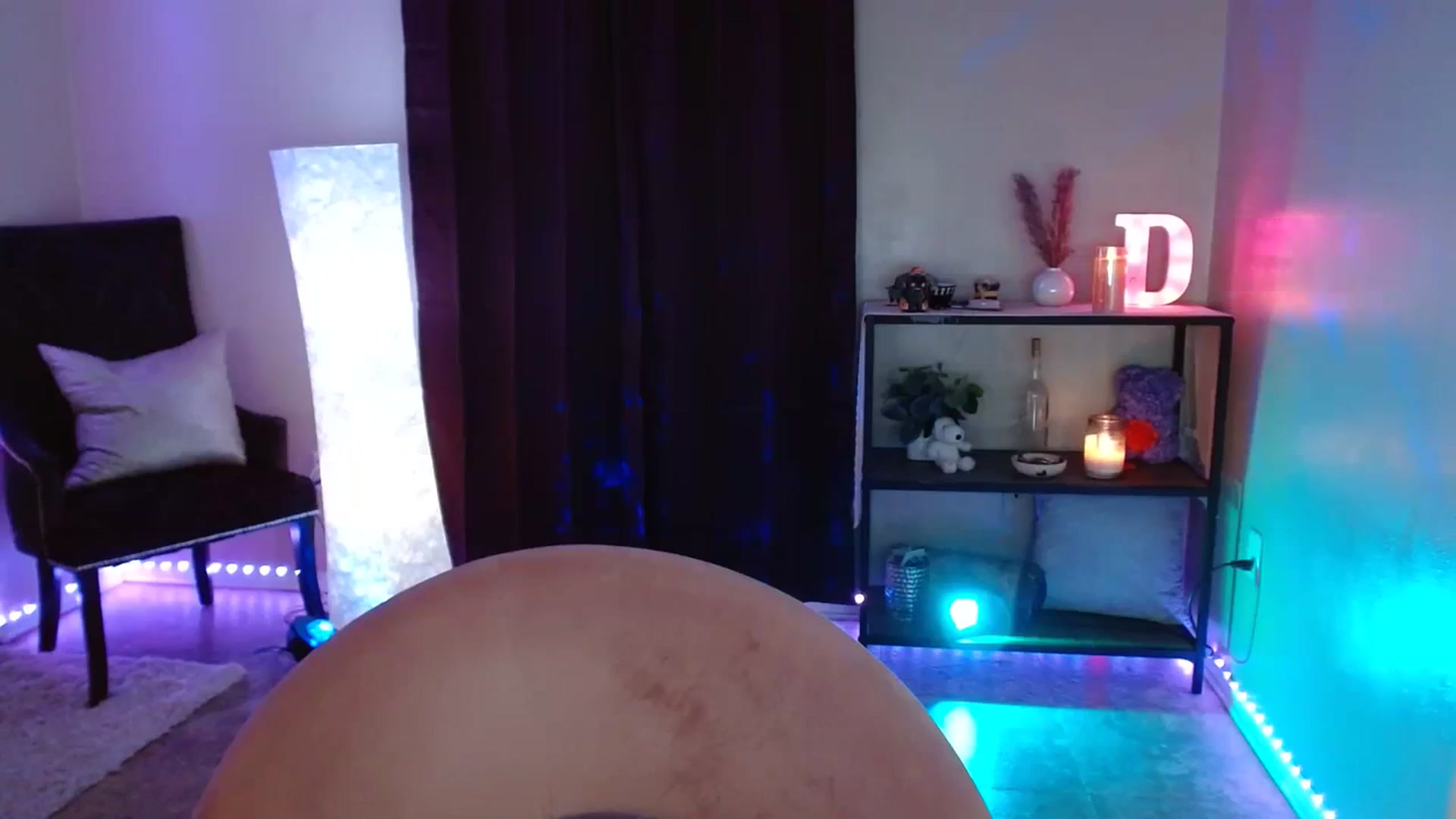 Gallery image thumbnail from DaniSpice's myfreecams stream on, 08/22/2023, 08:08 image 16 of 20