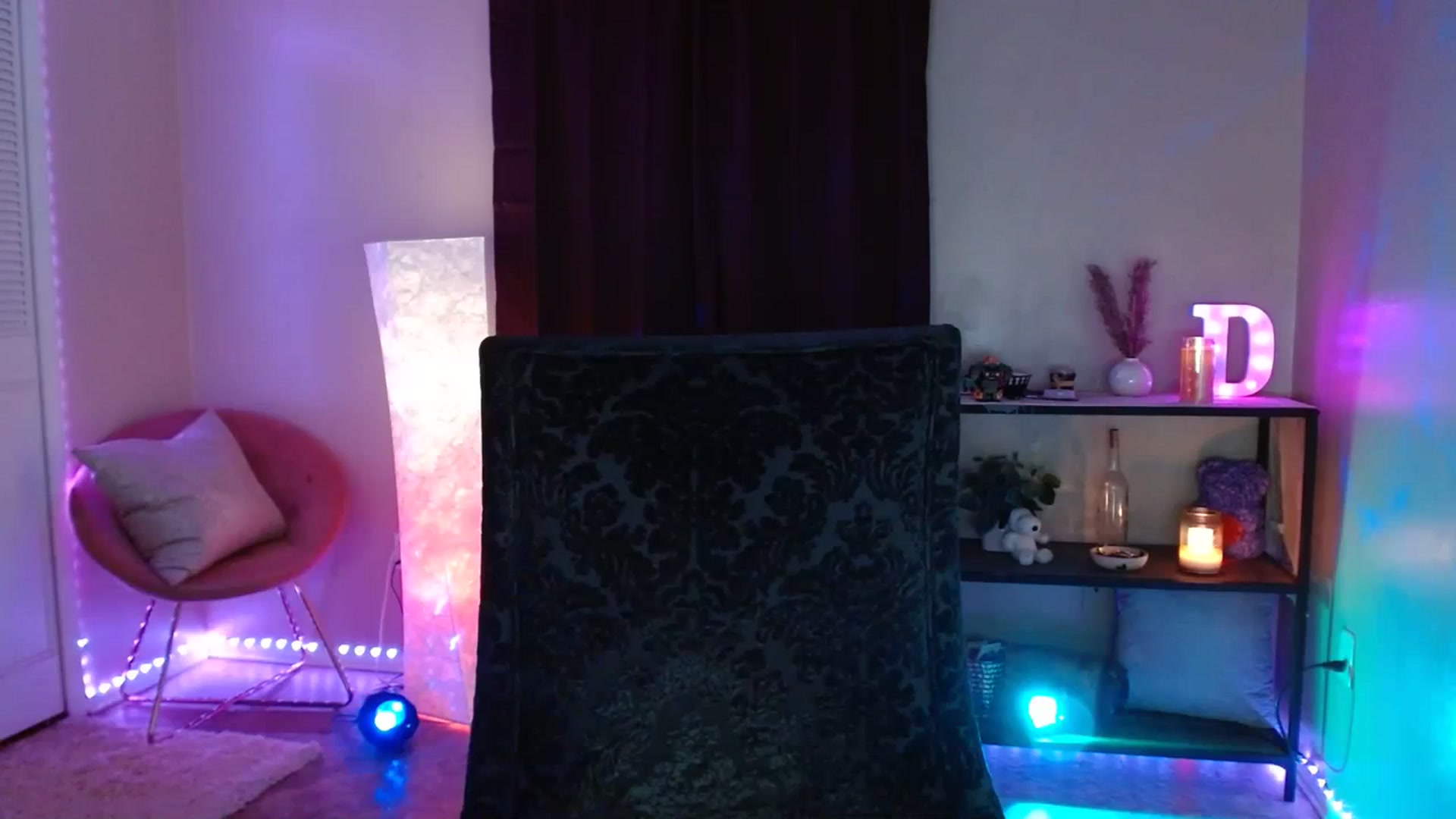 Gallery image thumbnail from DaniSpice's myfreecams stream on, 08/23/2023, 09:21 image 15 of 20