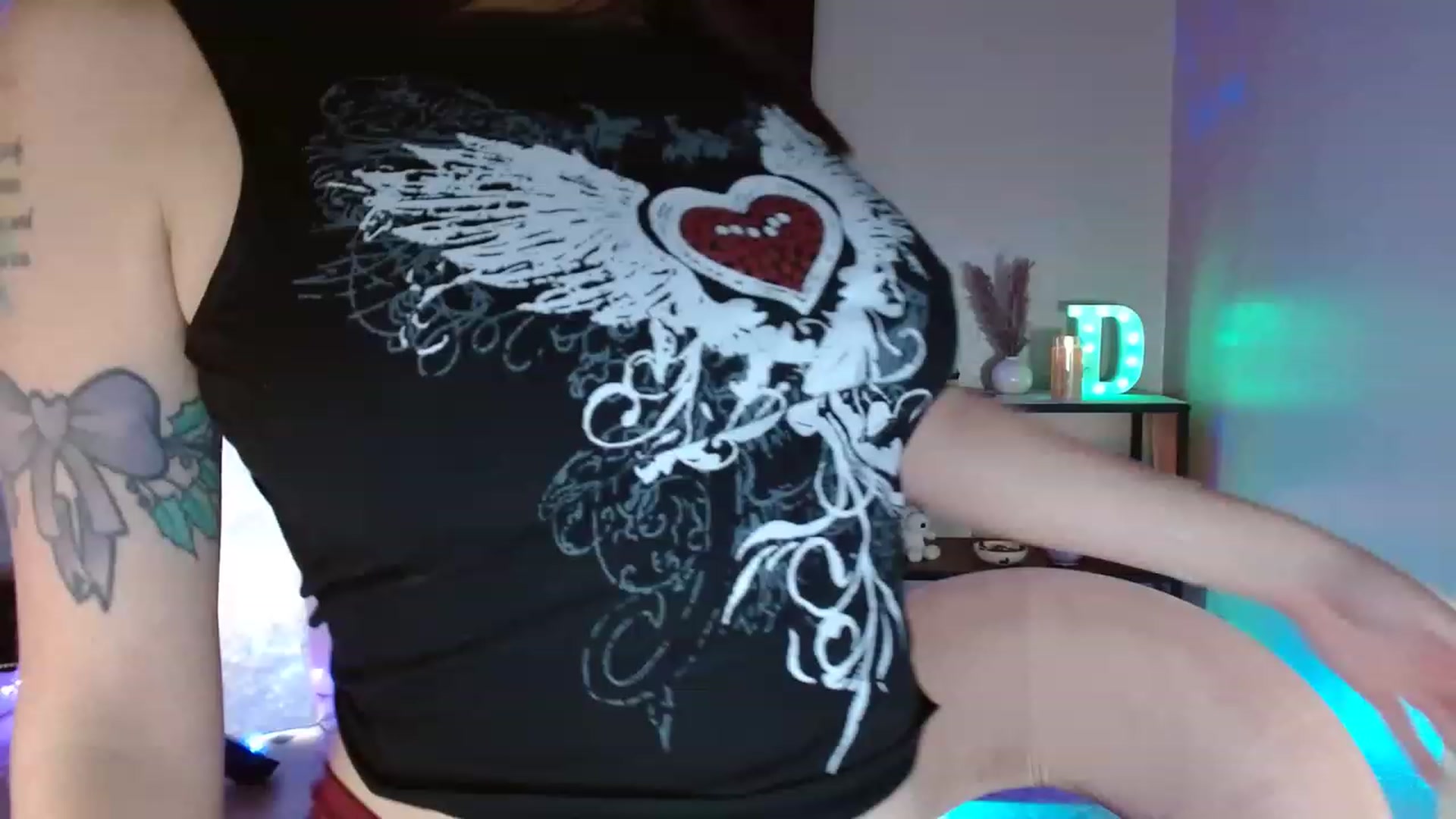 Gallery image thumbnail from DaniSpice's myfreecams stream on, 08/28/2023, 10:06 image 15 of 20