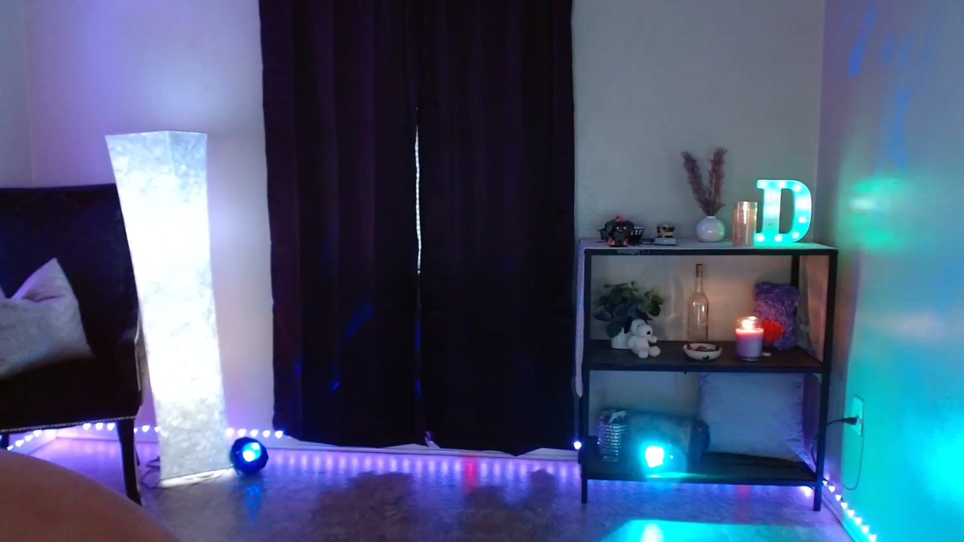 Gallery image thumbnail from DaniSpice's myfreecams stream on, 08/29/2023, 23:32 image 20 of 20