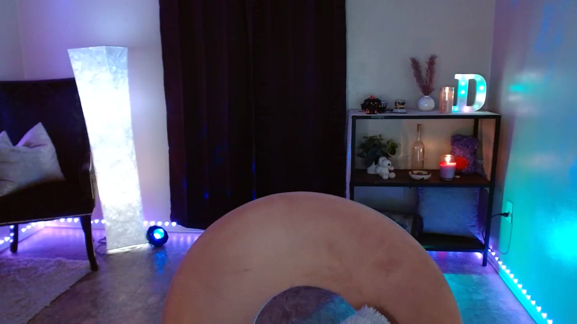 Gallery image thumbnail from DaniSpice's myfreecams stream on, 08/30/2023, 01:43 image 6 of 20