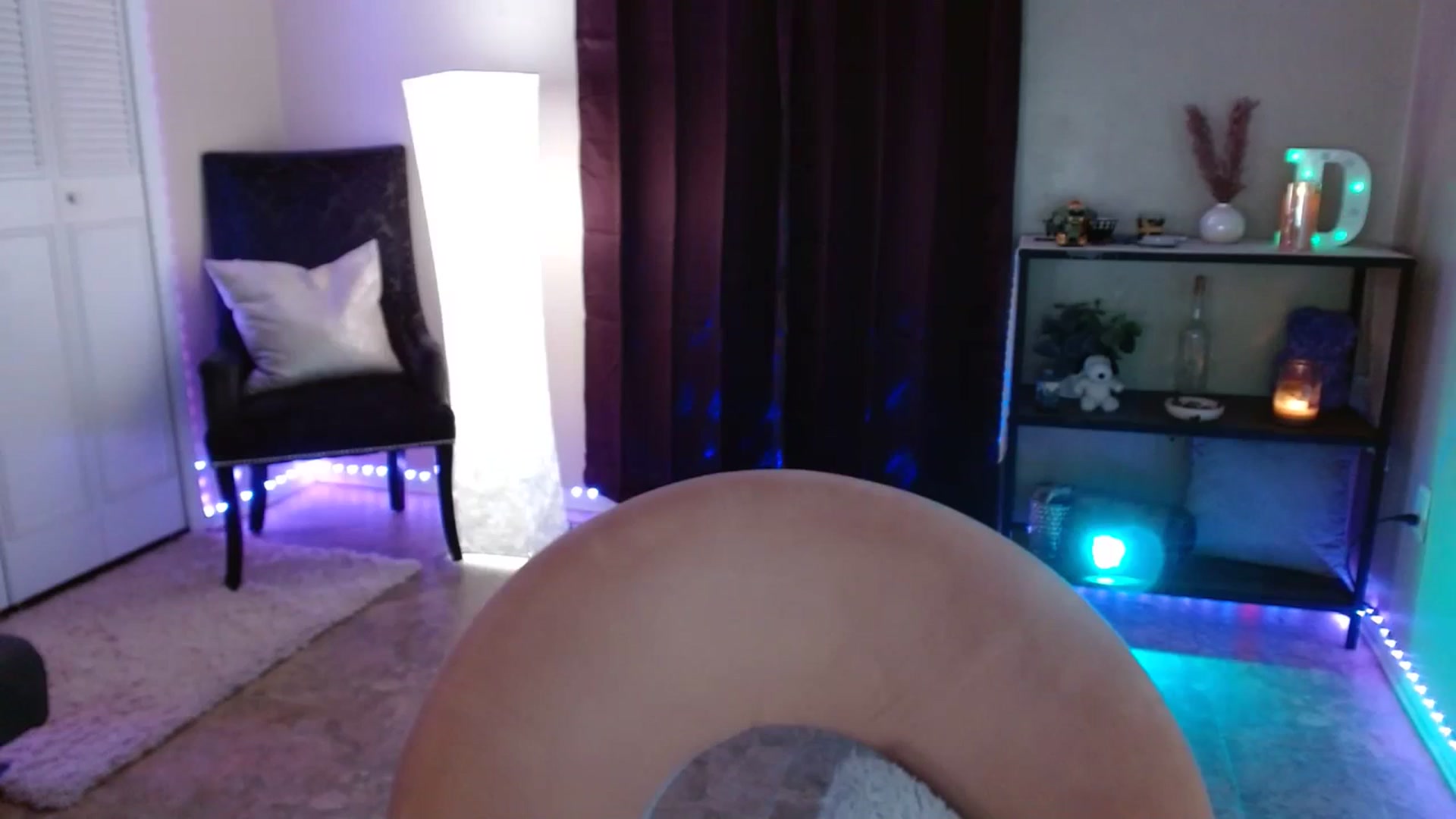 Gallery image thumbnail from DaniSpice's myfreecams stream on, 09/15/2023, 08:45 image 7 of 20