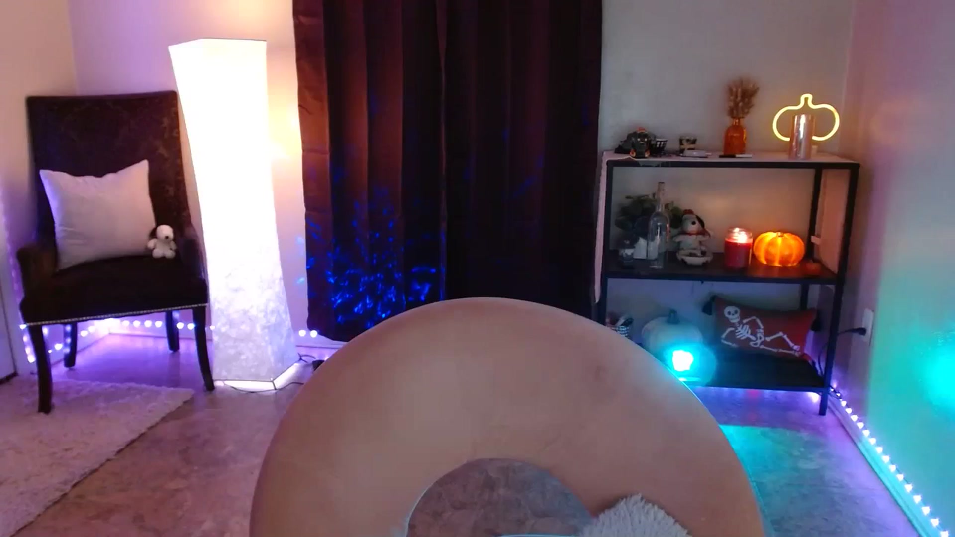 Gallery image thumbnail from DaniSpice's myfreecams stream on, 09/27/2023, 06:53 image 8 of 20