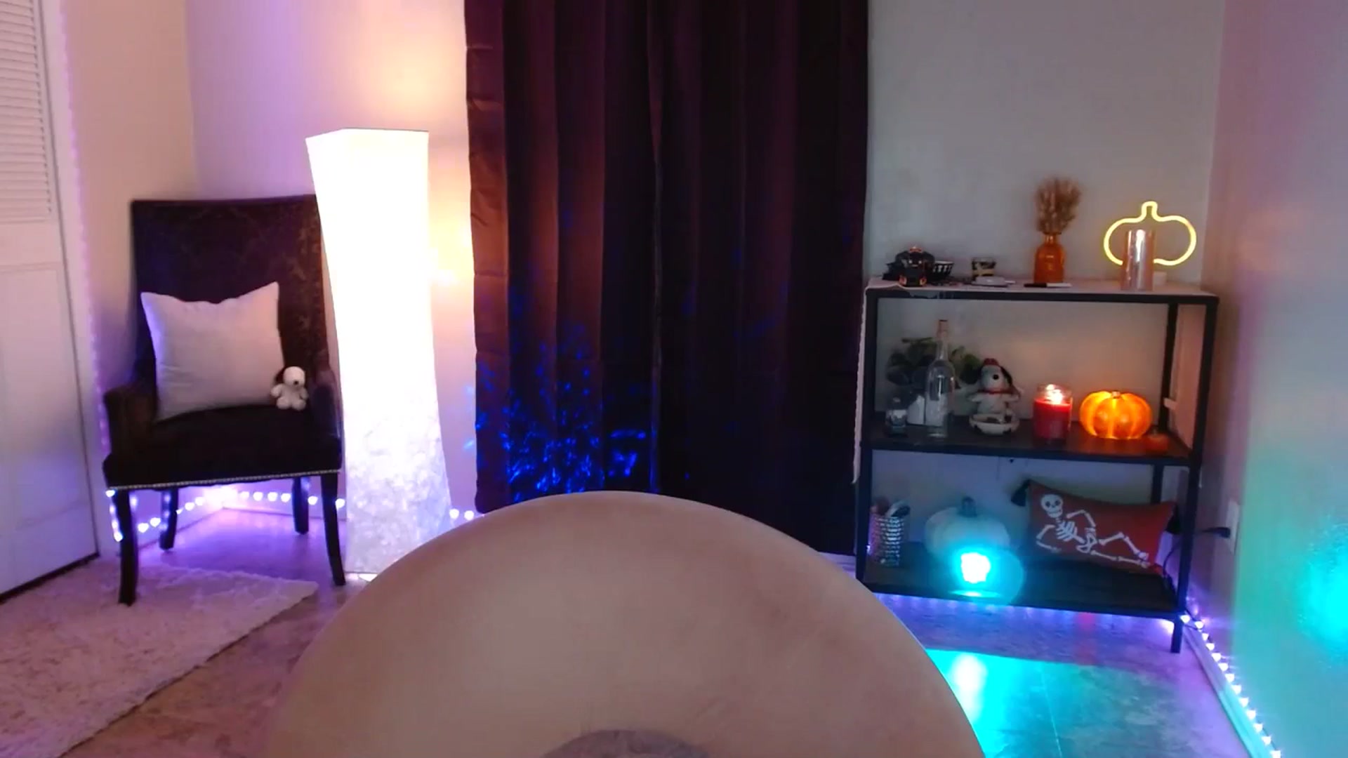 Gallery image thumbnail from DaniSpice's myfreecams stream on, 09/27/2023, 08:54 image 7 of 20