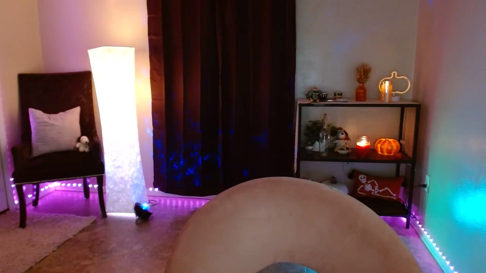 Gallery image thumbnail from DaniSpice's myfreecams stream on, 10/03/2023, 24:54 image 20 of 20