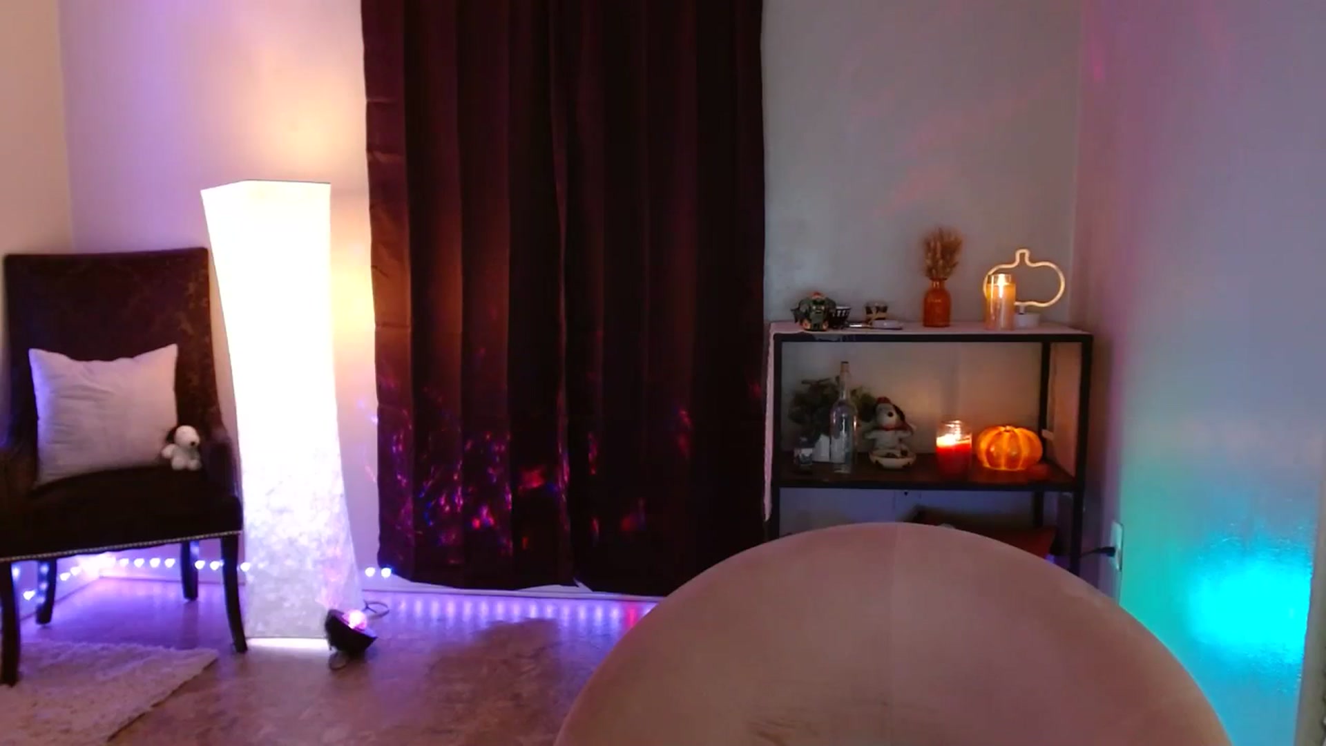 Gallery image thumbnail from DaniSpice's myfreecams stream on, 10/04/2023, 07:30 image 3 of 20