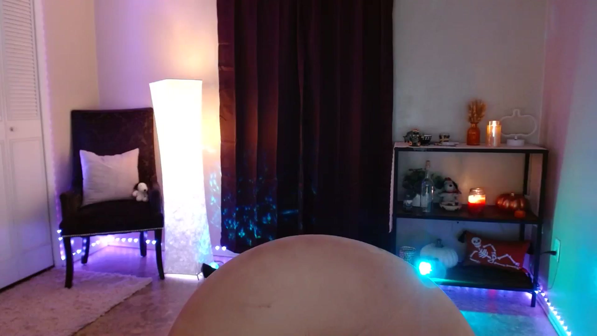 Gallery image thumbnail from DaniSpice's myfreecams stream on, 10/06/2023, 08:30 image 4 of 20