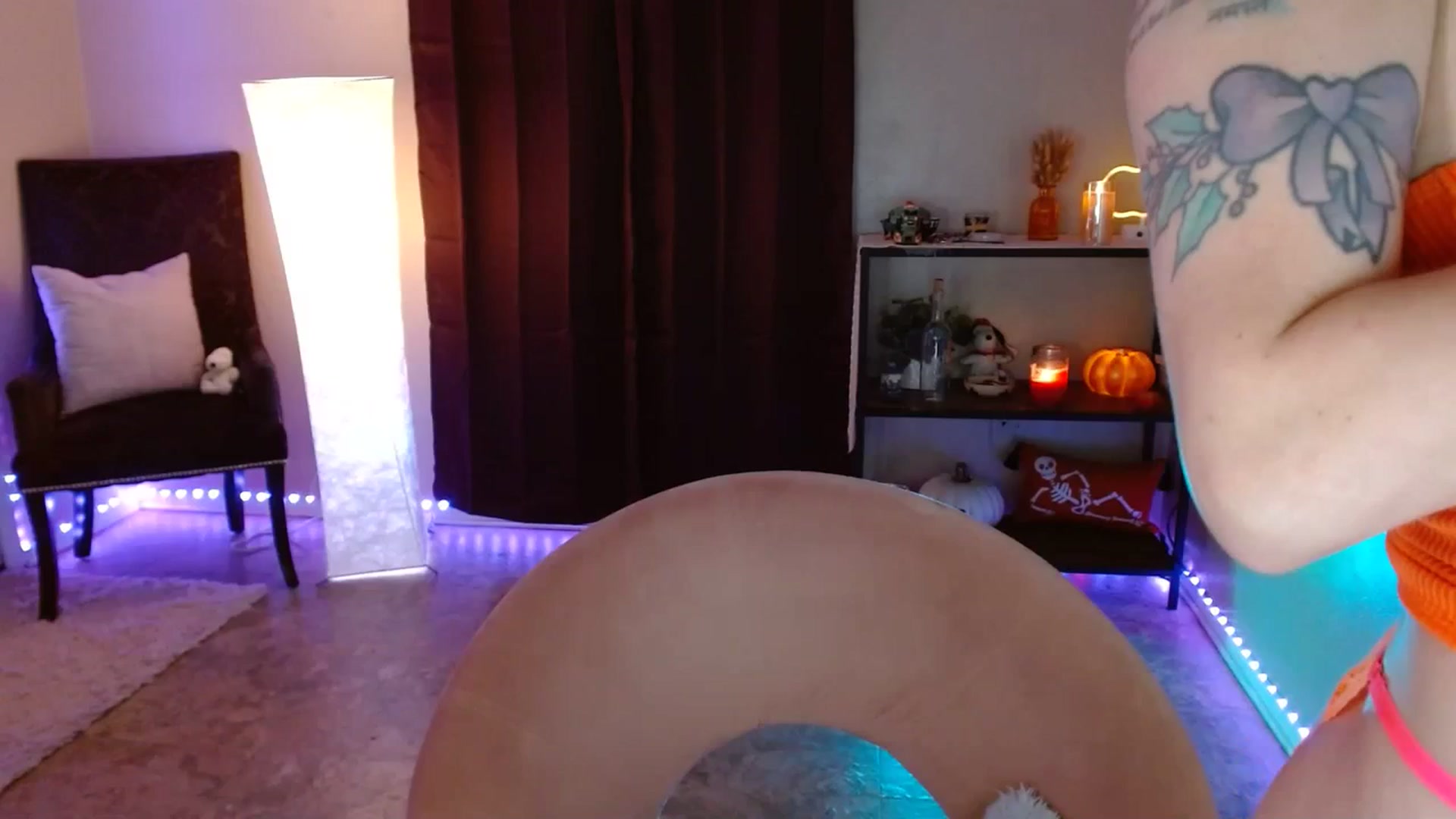 Gallery image thumbnail from DaniSpice's myfreecams stream on, 10/10/2023, 08:18 image 12 of 20