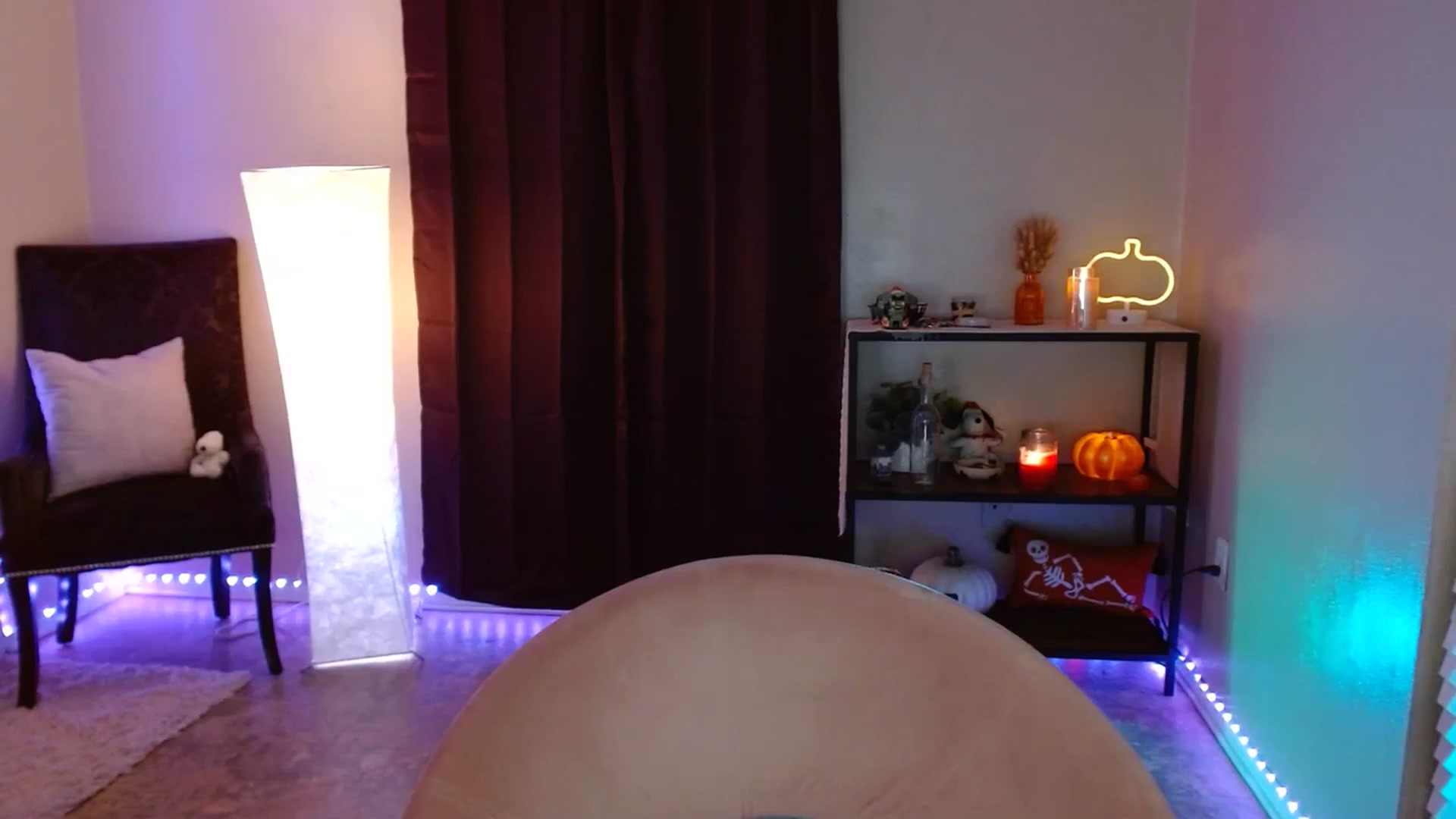 Gallery image thumbnail from DaniSpice's myfreecams stream on, 10/10/2023, 08:18 image 5 of 20