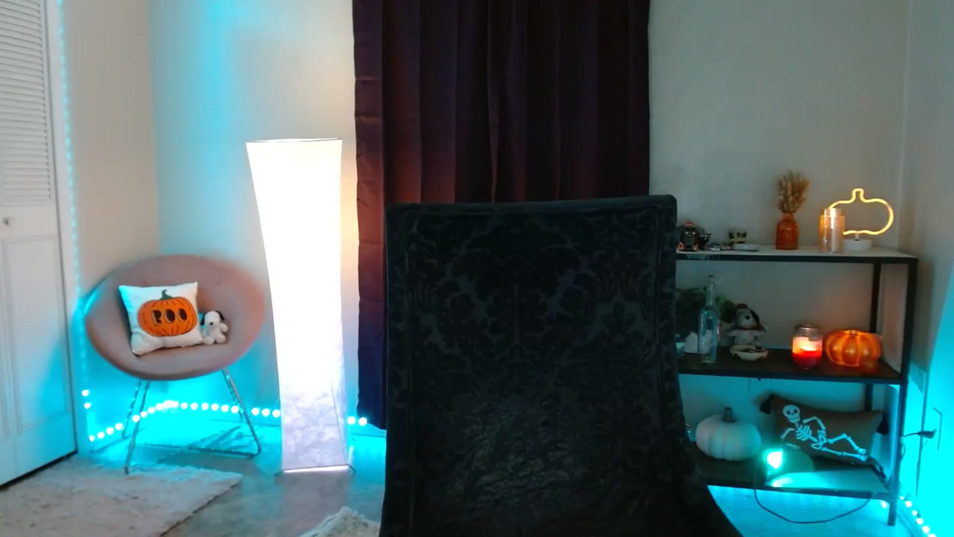 Gallery image thumbnail from DaniSpice's myfreecams stream on, 10/14/2023, 05:31 image 18 of 20