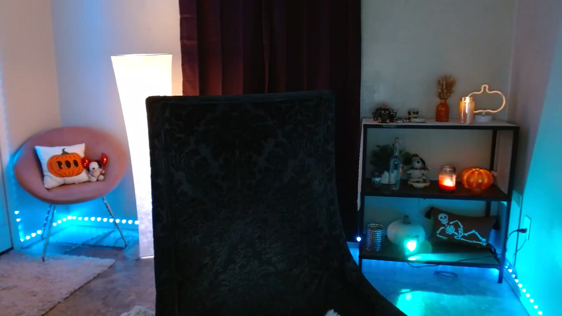 Gallery image thumbnail from DaniSpice's myfreecams stream on, 10/17/2023, 07:07 image 18 of 20