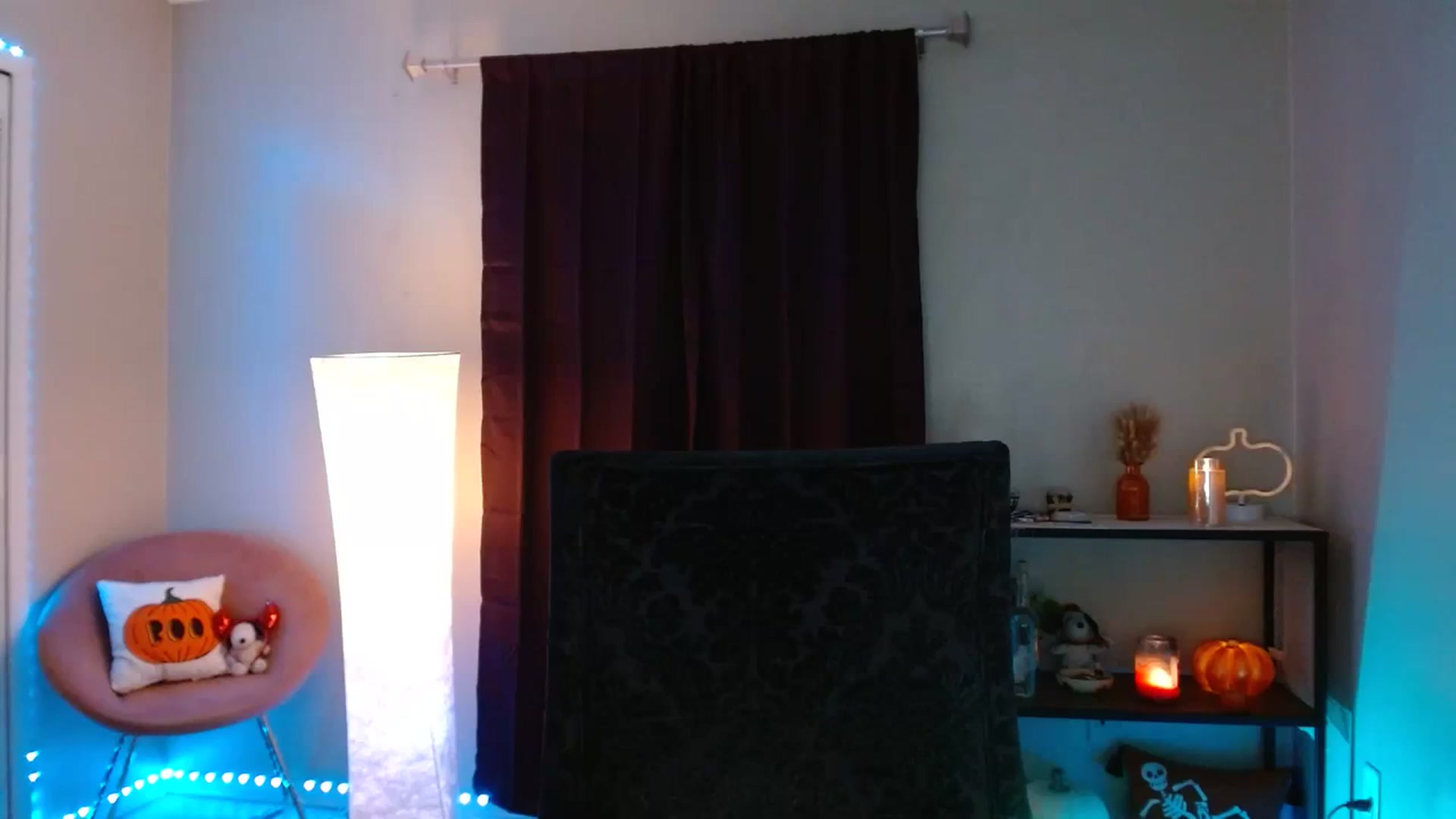 Gallery image thumbnail from DaniSpice's myfreecams stream on, 10/17/2023, 09:35 image 7 of 20