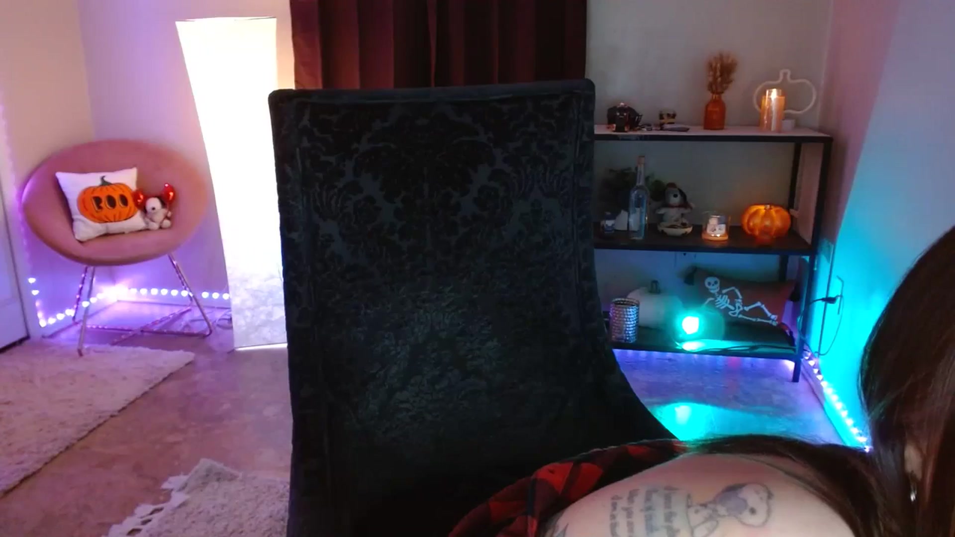 Gallery image thumbnail from DaniSpice's myfreecams stream on, 10/24/2023, 06:17 image 17 of 20