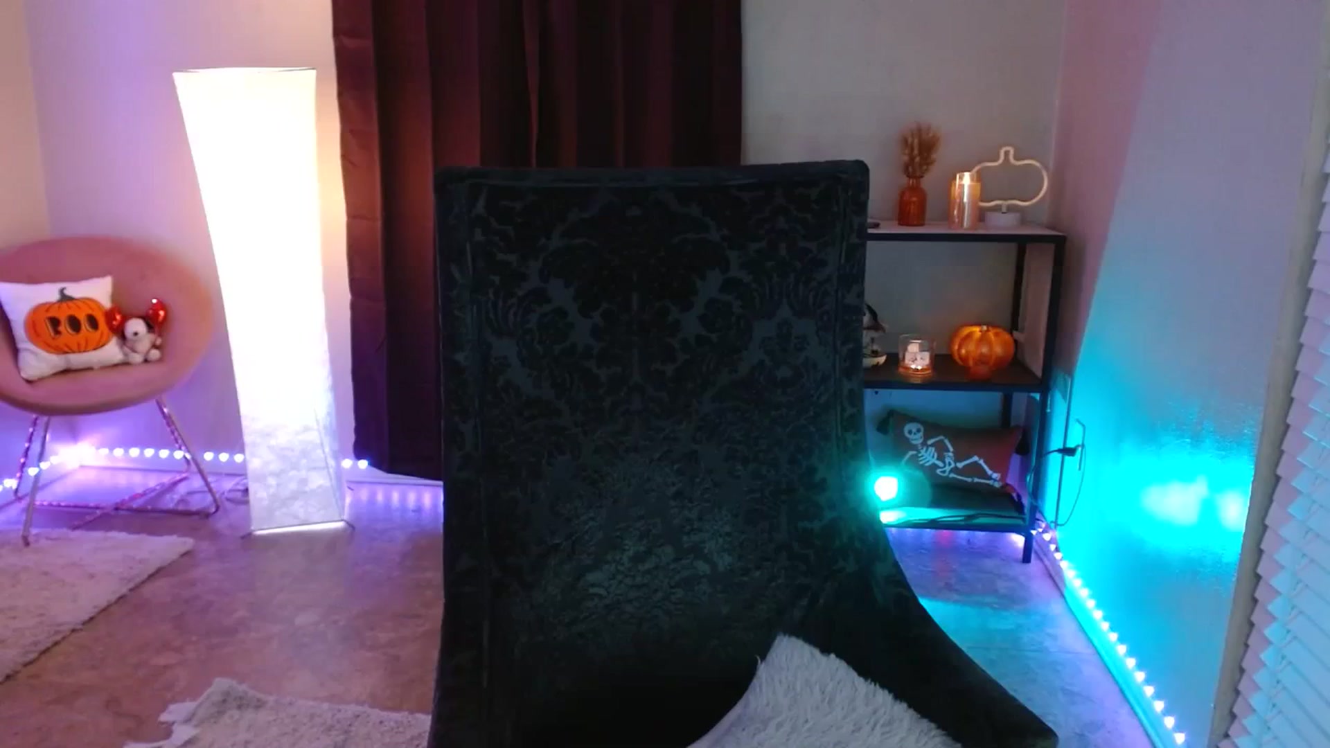 Gallery image thumbnail from DaniSpice's myfreecams stream on, 10/24/2023, 10:06 image 11 of 20