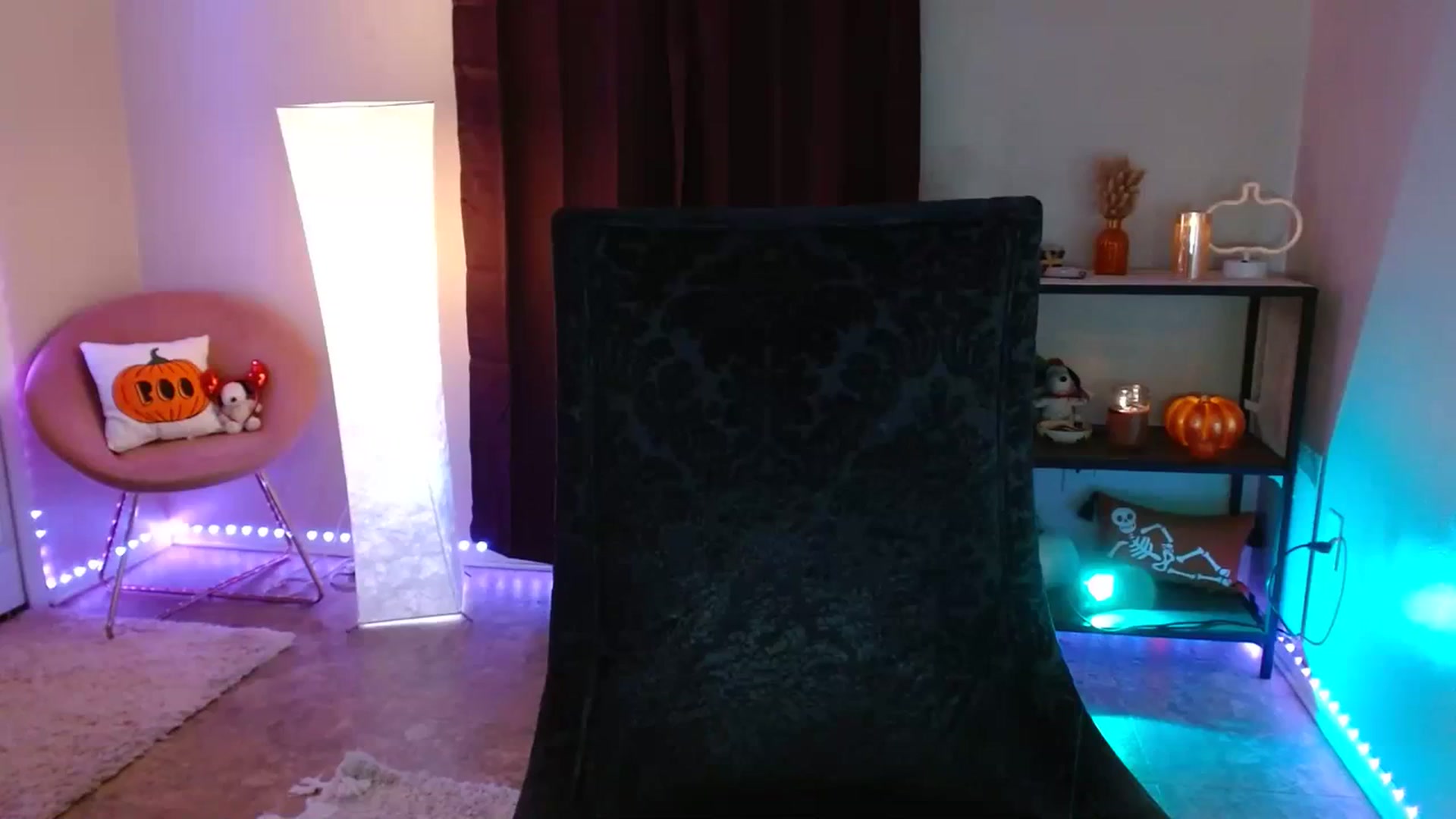 Gallery image thumbnail from DaniSpice's myfreecams stream on, 11/01/2023, 12:06 image 1 of 20