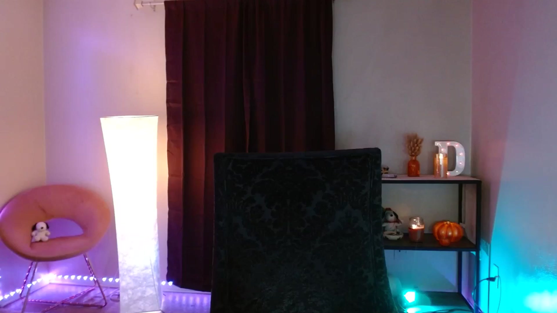 Gallery image thumbnail from DaniSpice's myfreecams stream on, 11/02/2023, 08:28 image 14 of 20