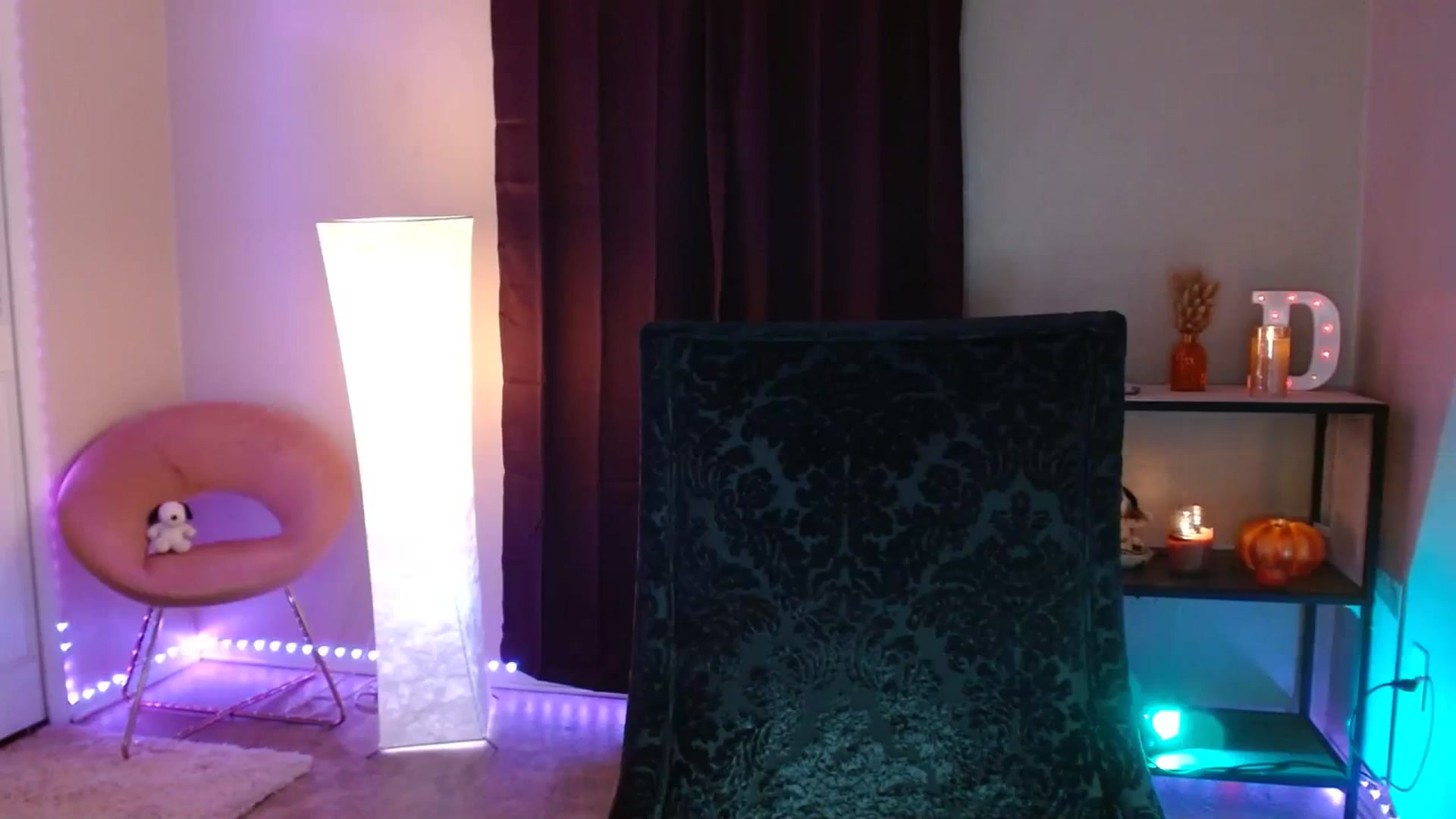 Gallery image thumbnail from DaniSpice's myfreecams stream on, 11/02/2023, 09:03 image 9 of 20