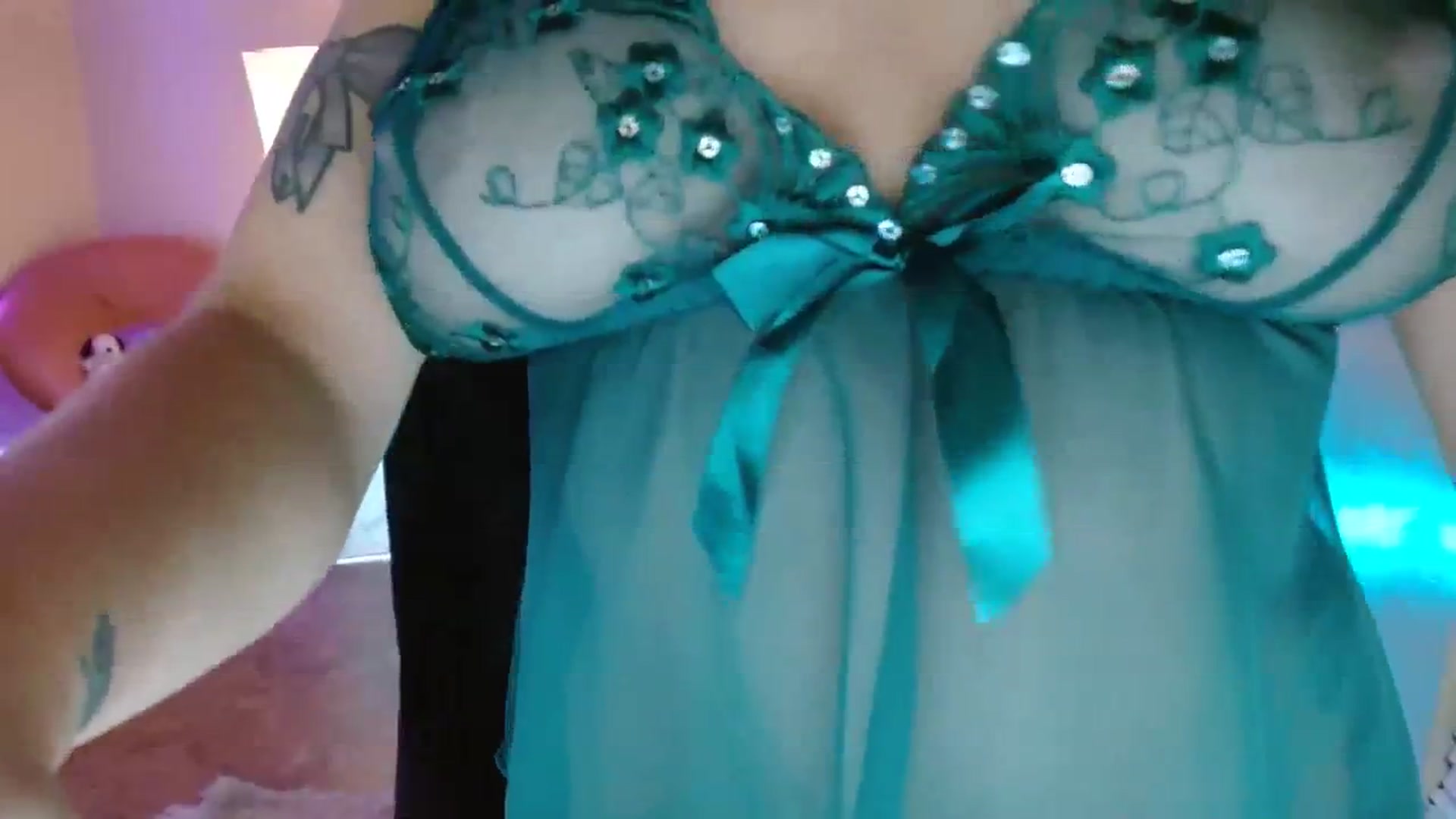 Gallery image thumbnail from DaniSpice's myfreecams stream on, 11/04/2023, 06:57 image 13 of 20
