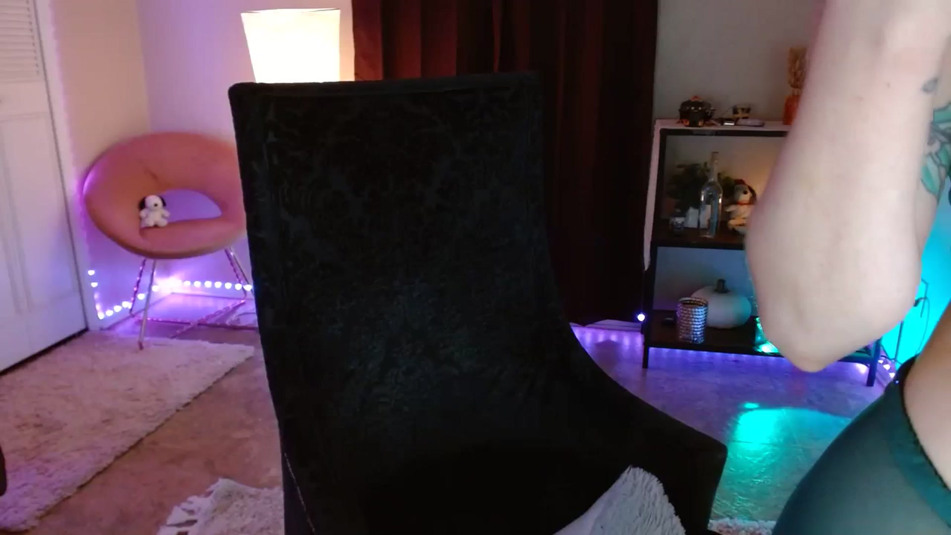 Gallery image thumbnail from DaniSpice's myfreecams stream on, 11/04/2023, 12:02 image 2 of 20