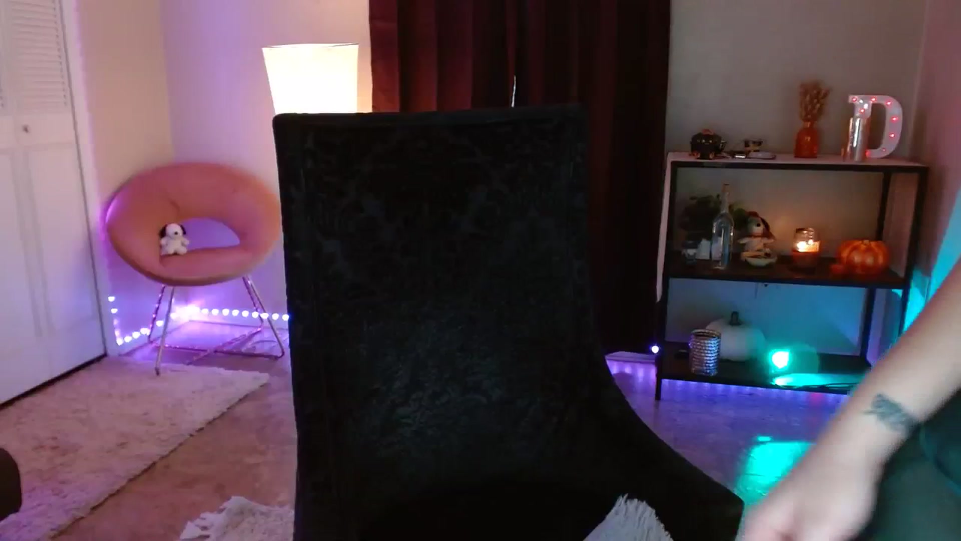 Gallery image thumbnail from DaniSpice's myfreecams stream on, 11/04/2023, 12:02 image 13 of 20