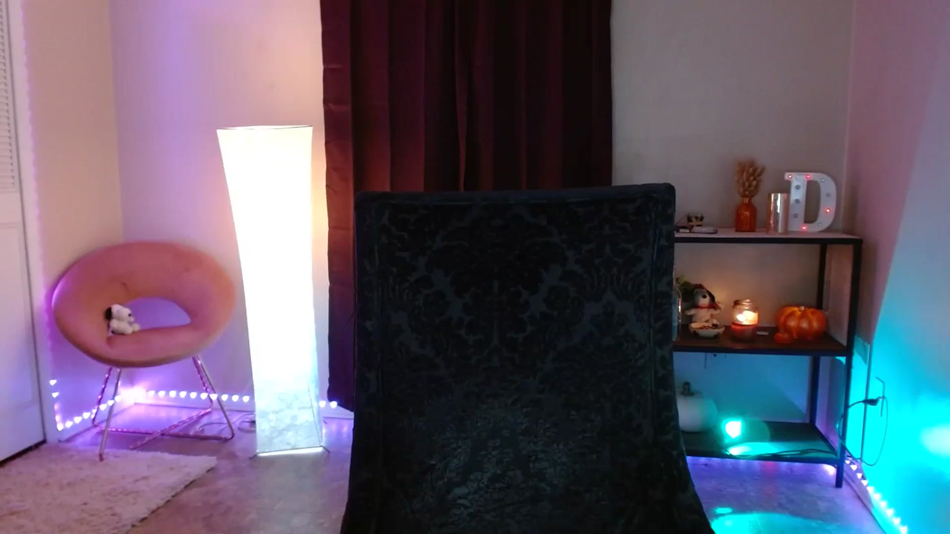 Gallery image thumbnail from DaniSpice's myfreecams stream on, 11/05/2023, 09:21 image 11 of 20