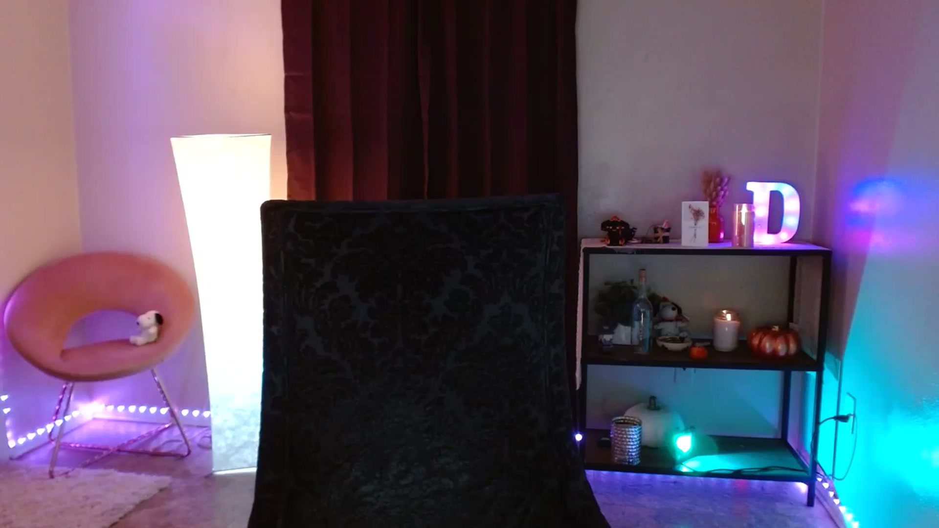 Gallery image thumbnail from DaniSpice's myfreecams stream on, 11/13/2023, 06:15 image 1 of 20