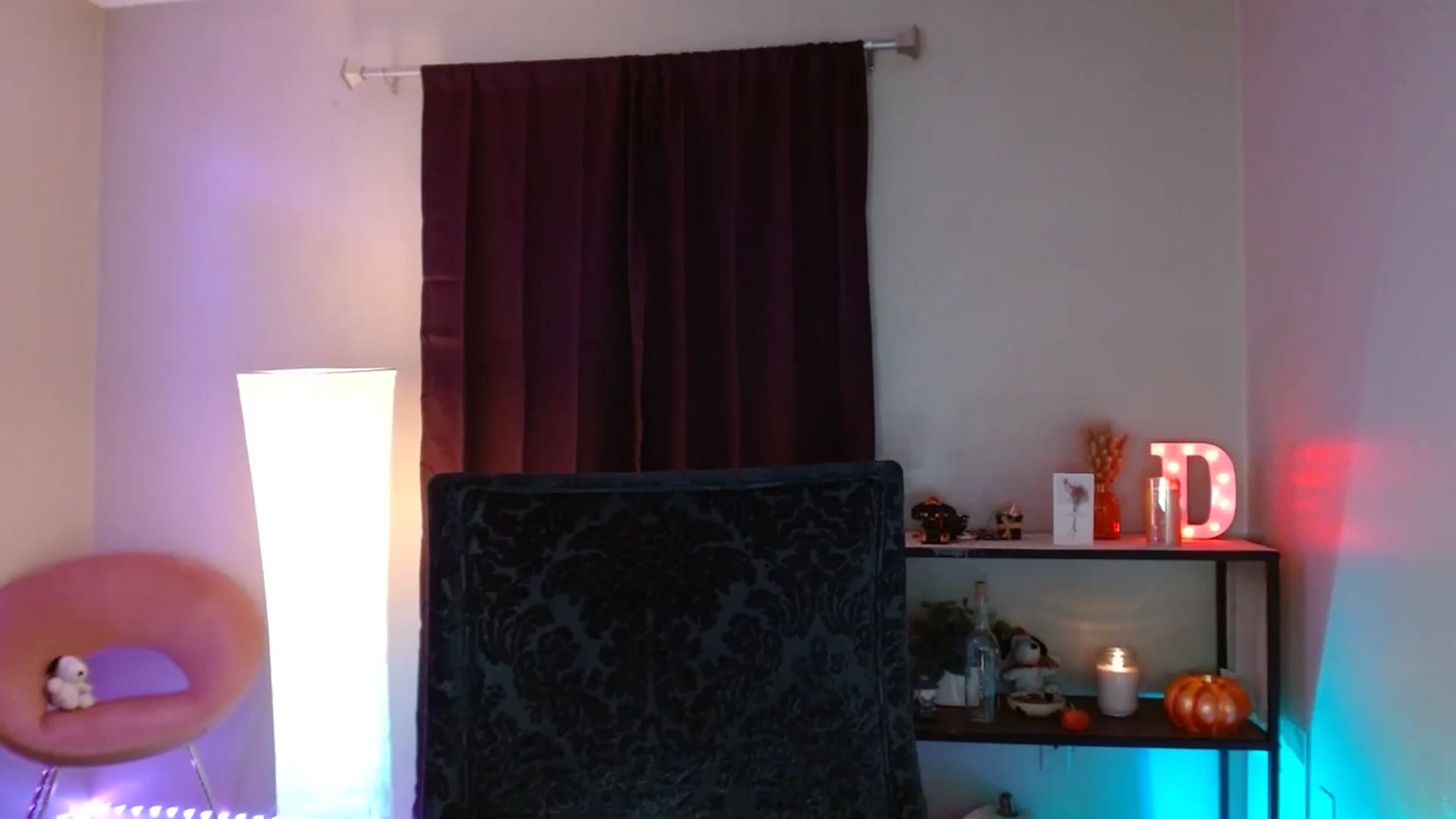 Gallery image thumbnail from DaniSpice's myfreecams stream on, 11/15/2023, 06:27 image 20 of 20