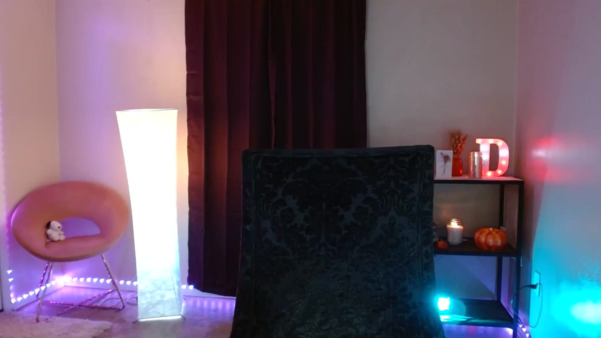 Gallery image thumbnail from DaniSpice's myfreecams stream on, 11/16/2023, 05:25 image 6 of 20
