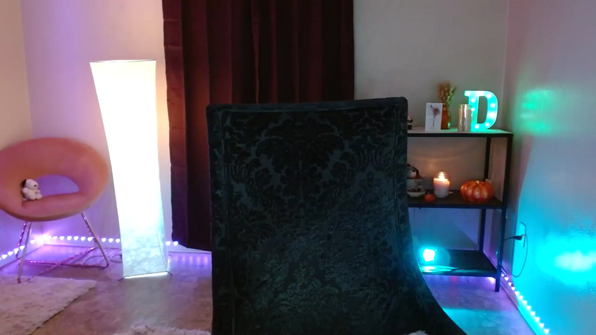 Gallery image thumbnail from DaniSpice's myfreecams stream on, 11/16/2023, 09:11 image 12 of 20