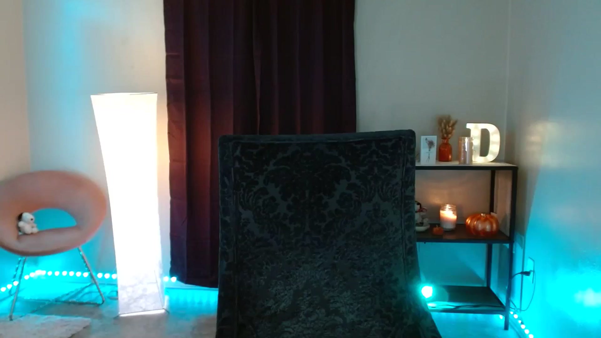 Gallery image thumbnail from DaniSpice's myfreecams stream on, 11/19/2023, 09:07 image 8 of 20