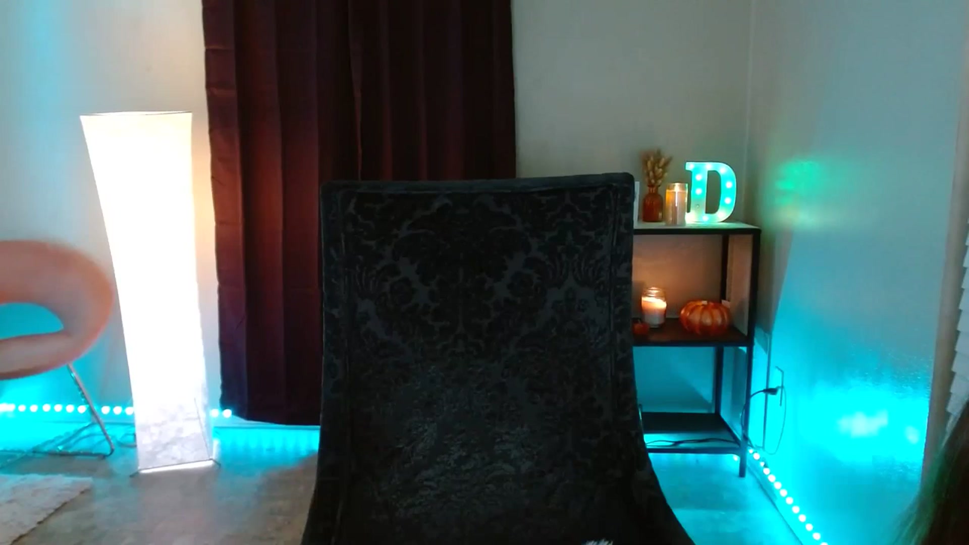 Gallery image thumbnail from DaniSpice's myfreecams stream on, 11/22/2023, 06:11 image 5 of 20