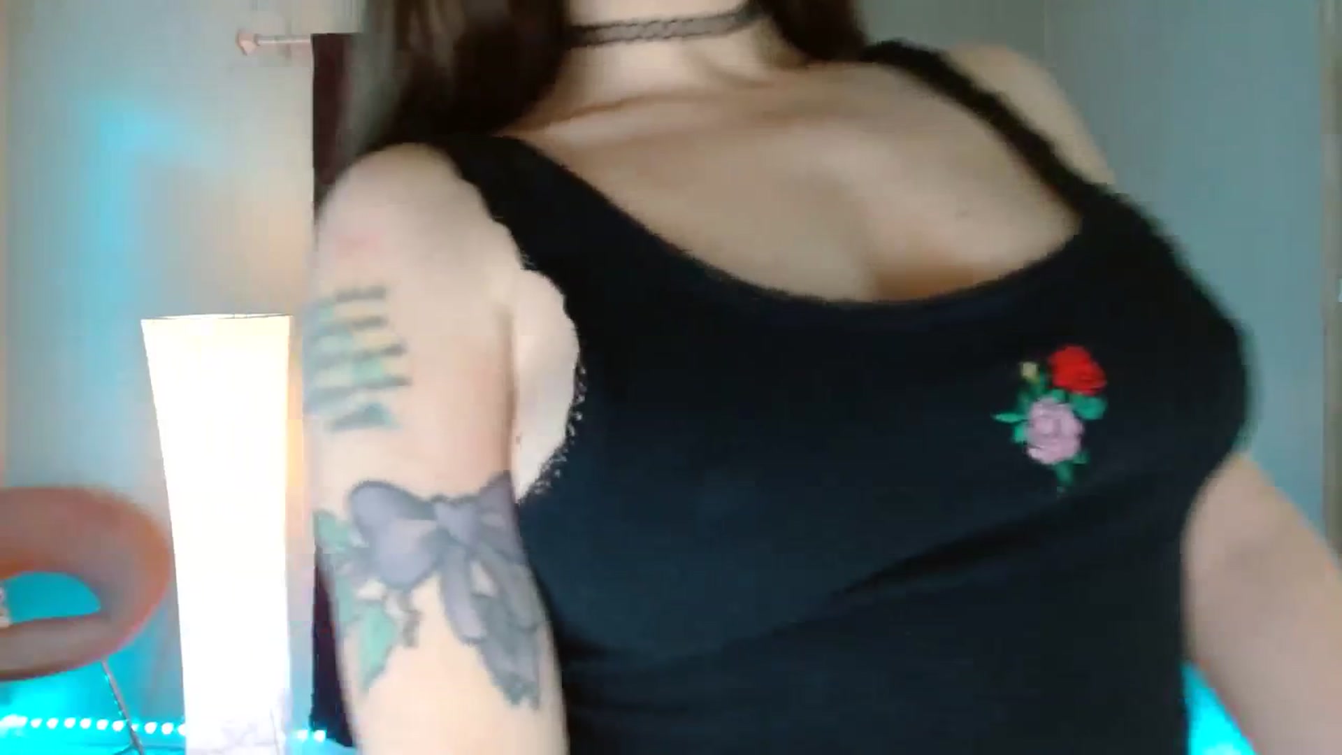 Gallery image thumbnail from DaniSpice's myfreecams stream on, 11/22/2023, 06:45 image 11 of 20