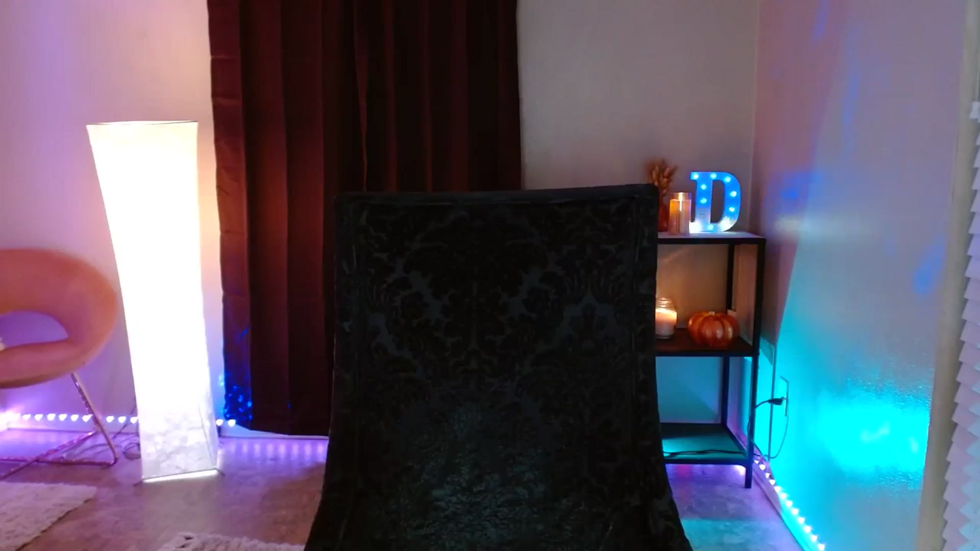 Gallery image thumbnail from DaniSpice's myfreecams stream on, 11/23/2023, 08:00 image 20 of 20