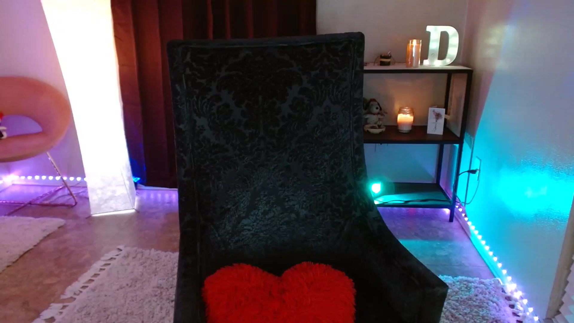 Gallery image thumbnail from DaniSpice's myfreecams stream on, 11/25/2023, 05:38 image 12 of 20