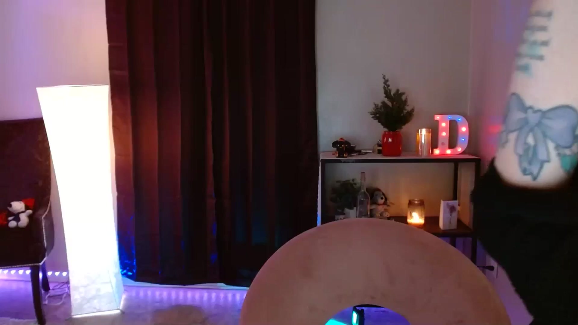 Gallery image thumbnail from DaniSpice's myfreecams stream on, 11/30/2023, 06:21 image 4 of 20