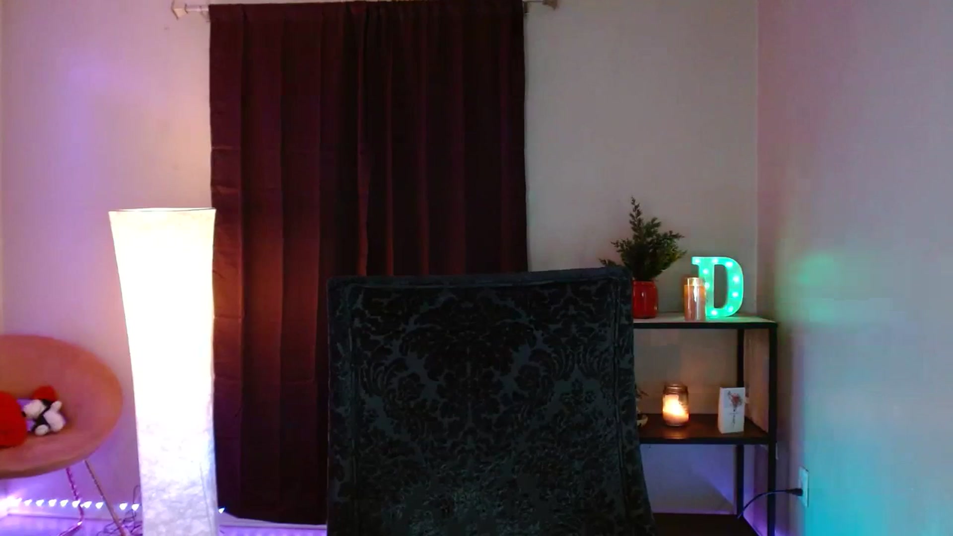 Gallery image thumbnail from DaniSpice's myfreecams stream on, 12/05/2023, 06:17 image 17 of 20