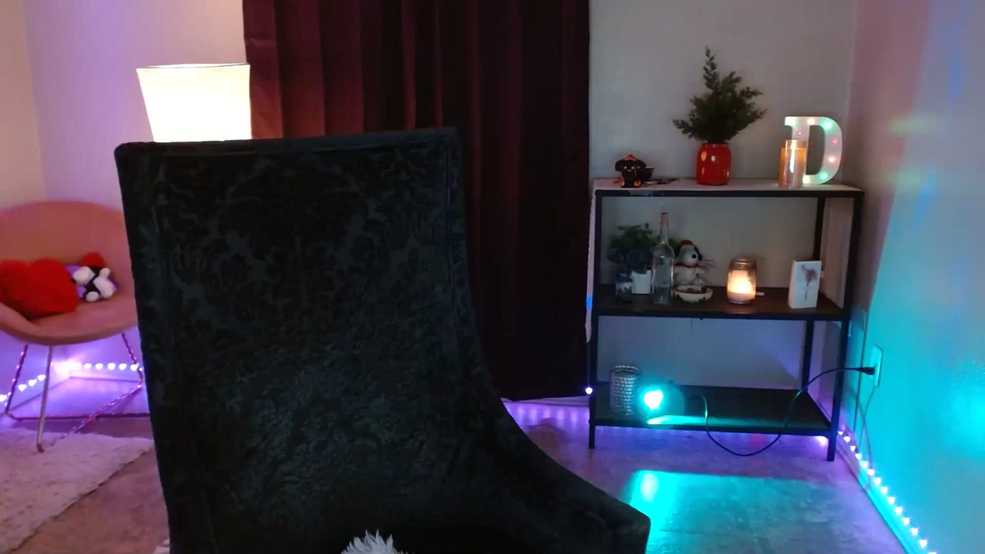 Gallery image thumbnail from DaniSpice's myfreecams stream on, 12/07/2023, 06:50 image 10 of 20