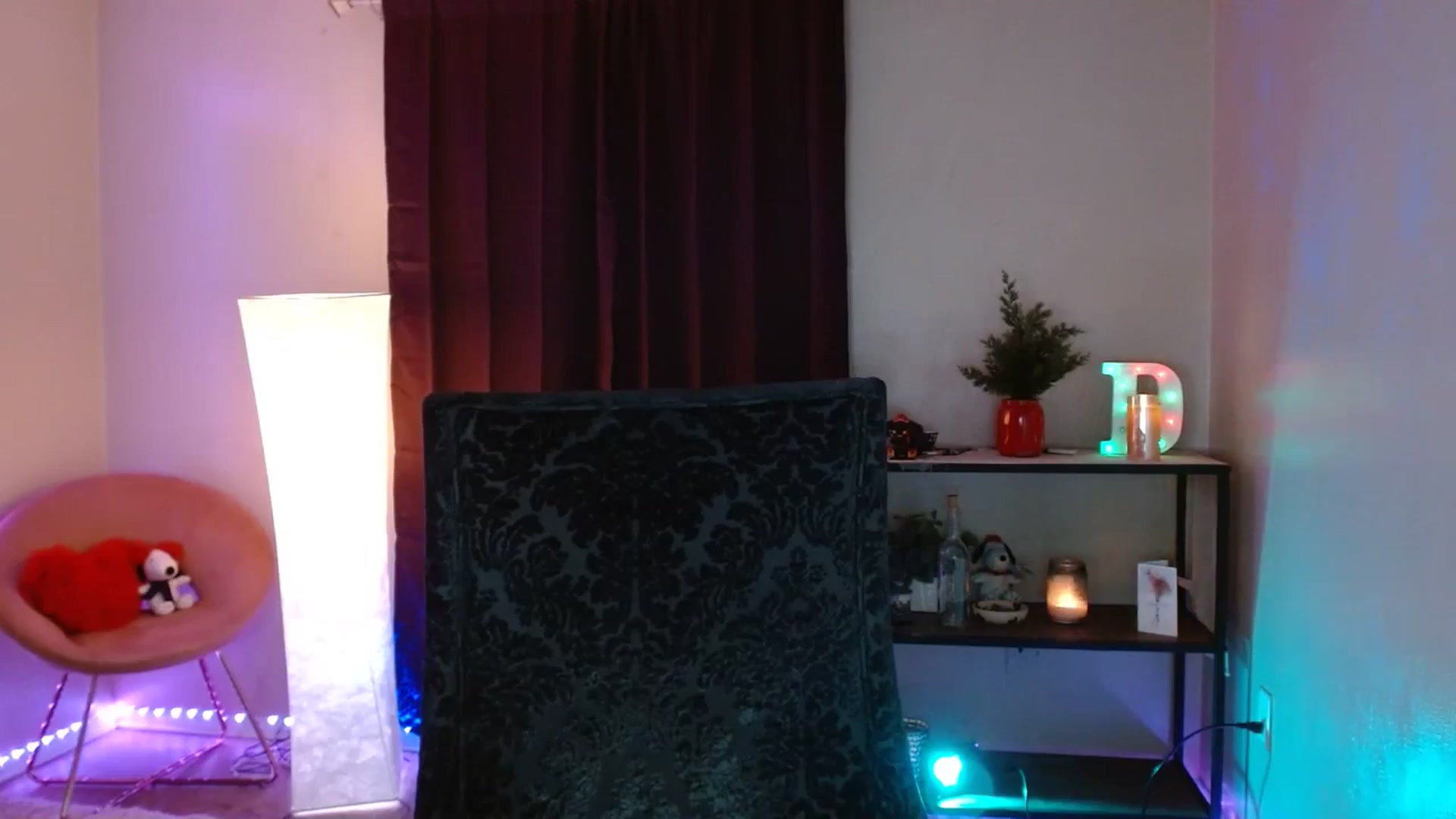 Gallery image thumbnail from DaniSpice's myfreecams stream on, 12/08/2023, 06:14 image 3 of 20
