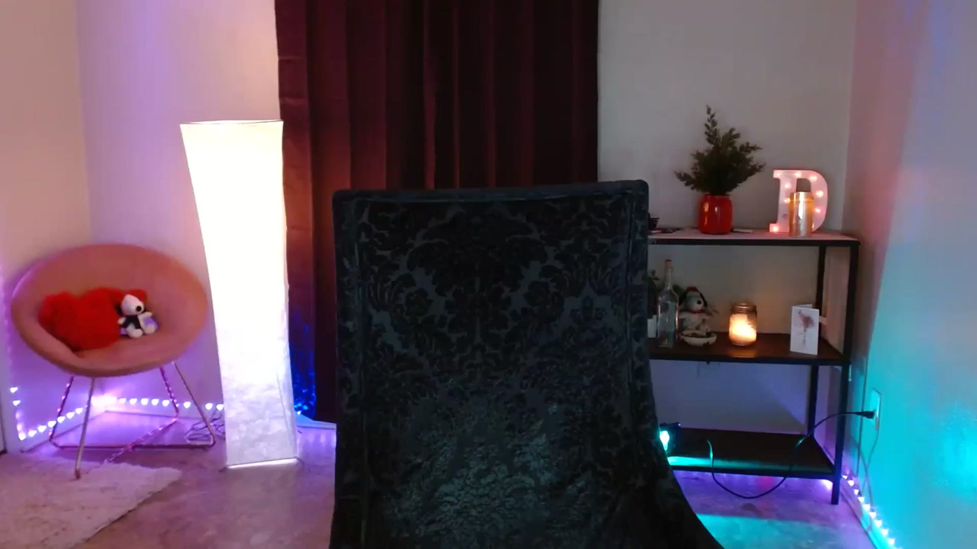 Gallery image thumbnail from DaniSpice's myfreecams stream on, 12/08/2023, 06:14 image 12 of 20