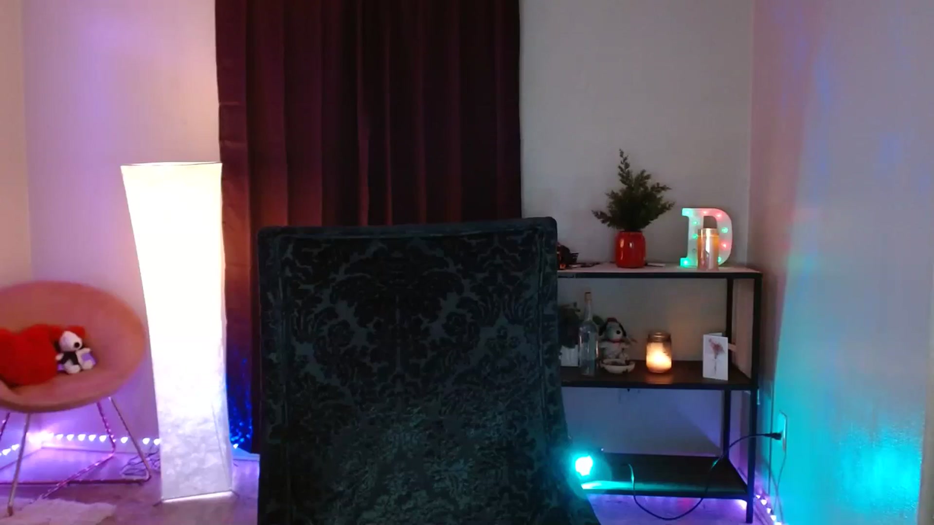 Gallery image thumbnail from DaniSpice's myfreecams stream on, 12/08/2023, 07:17 image 2 of 20