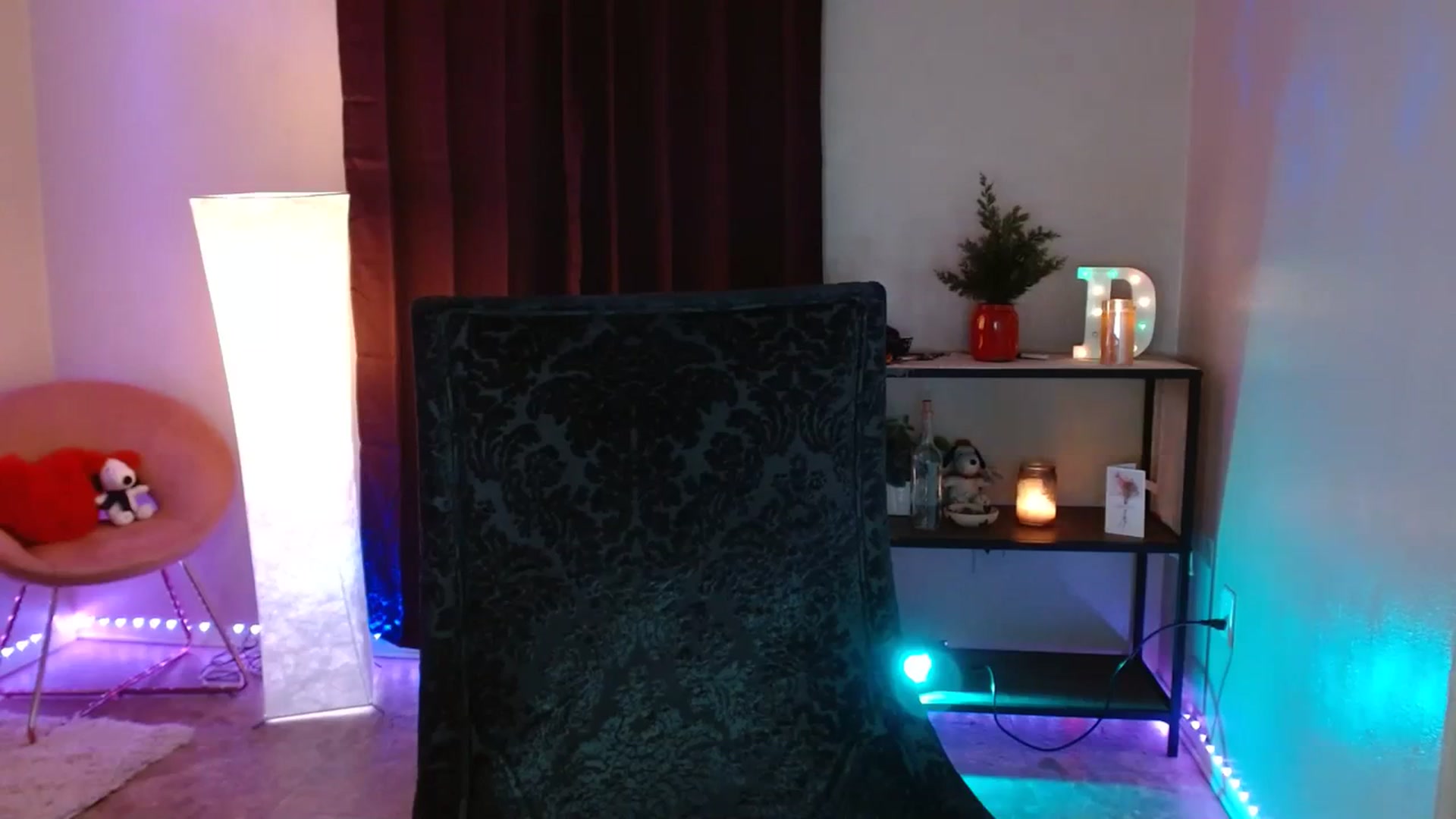 Gallery image thumbnail from DaniSpice's myfreecams stream on, 12/08/2023, 07:17 image 6 of 20