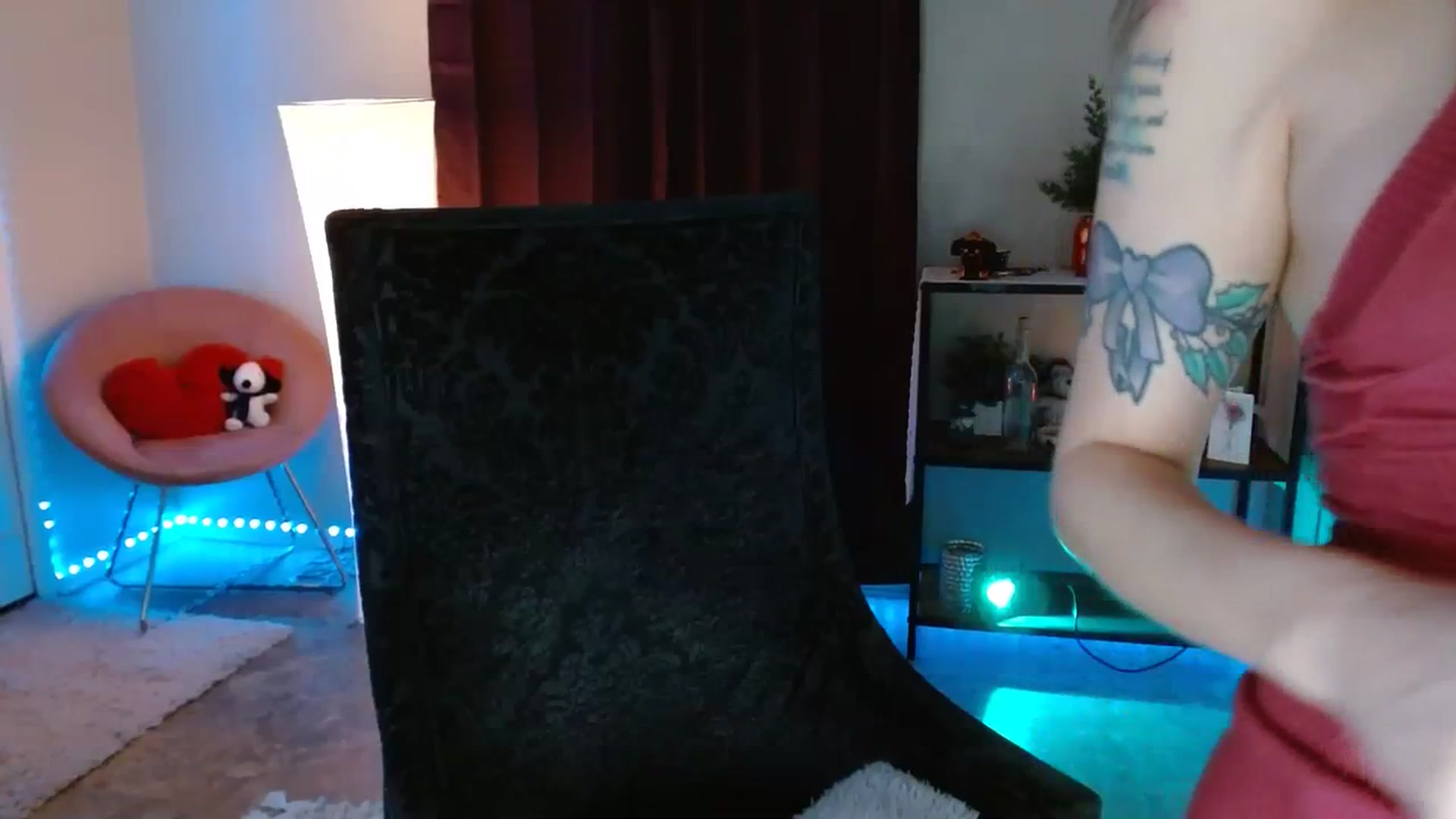 Gallery image thumbnail from DaniSpice's myfreecams stream on, 12/12/2023, 05:51 image 10 of 20