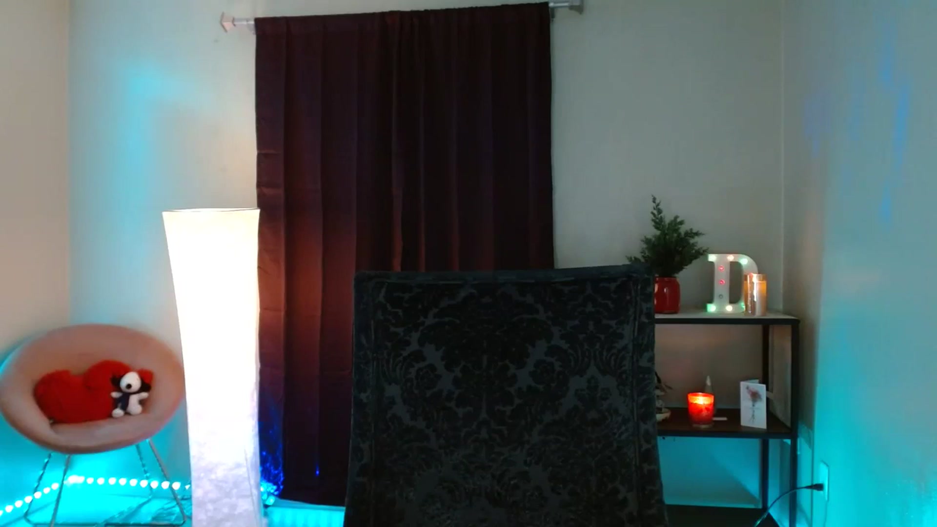 Gallery image thumbnail from DaniSpice's myfreecams stream on, 12/13/2023, 09:04 image 13 of 20