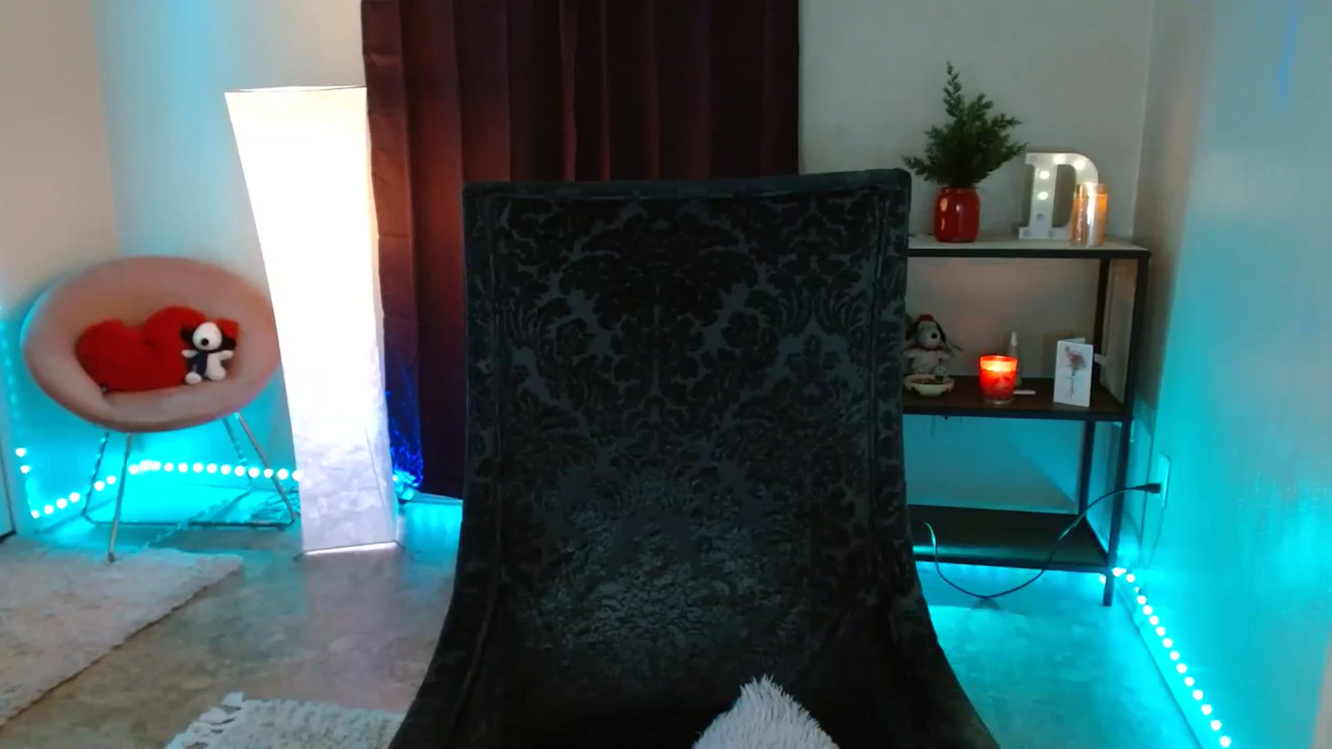Gallery image thumbnail from DaniSpice's myfreecams stream on, 12/13/2023, 09:04 image 6 of 20