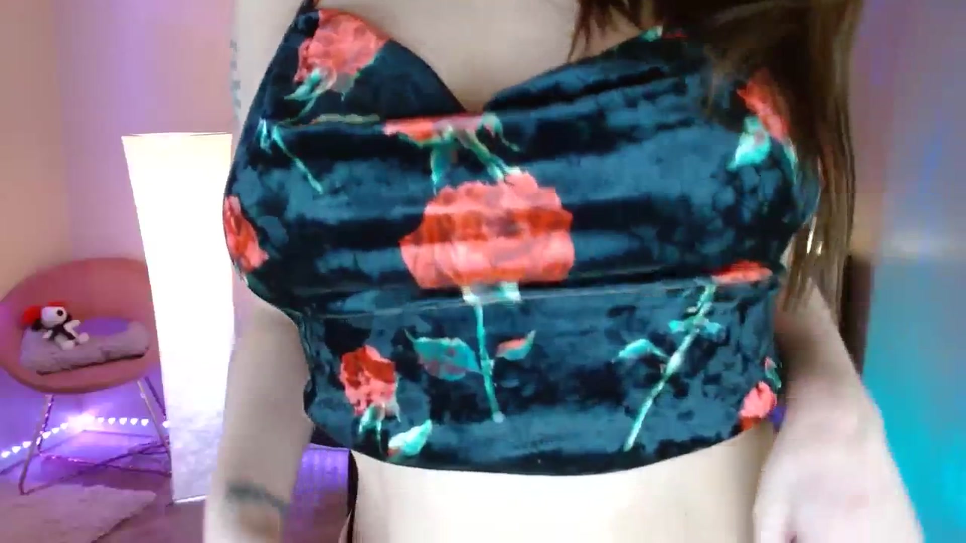 Gallery image thumbnail from DaniSpice's myfreecams stream on, 12/22/2023, 06:00 image 12 of 20