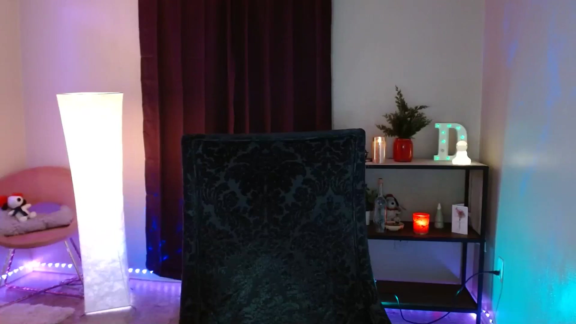 Gallery image thumbnail from DaniSpice's myfreecams stream on, 12/22/2023, 06:00 image 16 of 20