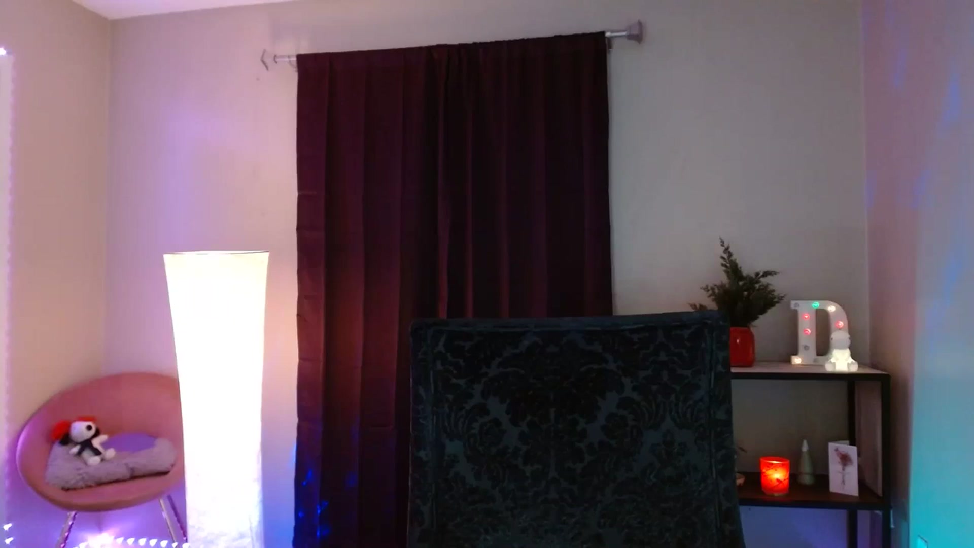Gallery image thumbnail from DaniSpice's myfreecams stream on, 12/22/2023, 06:37 image 10 of 20