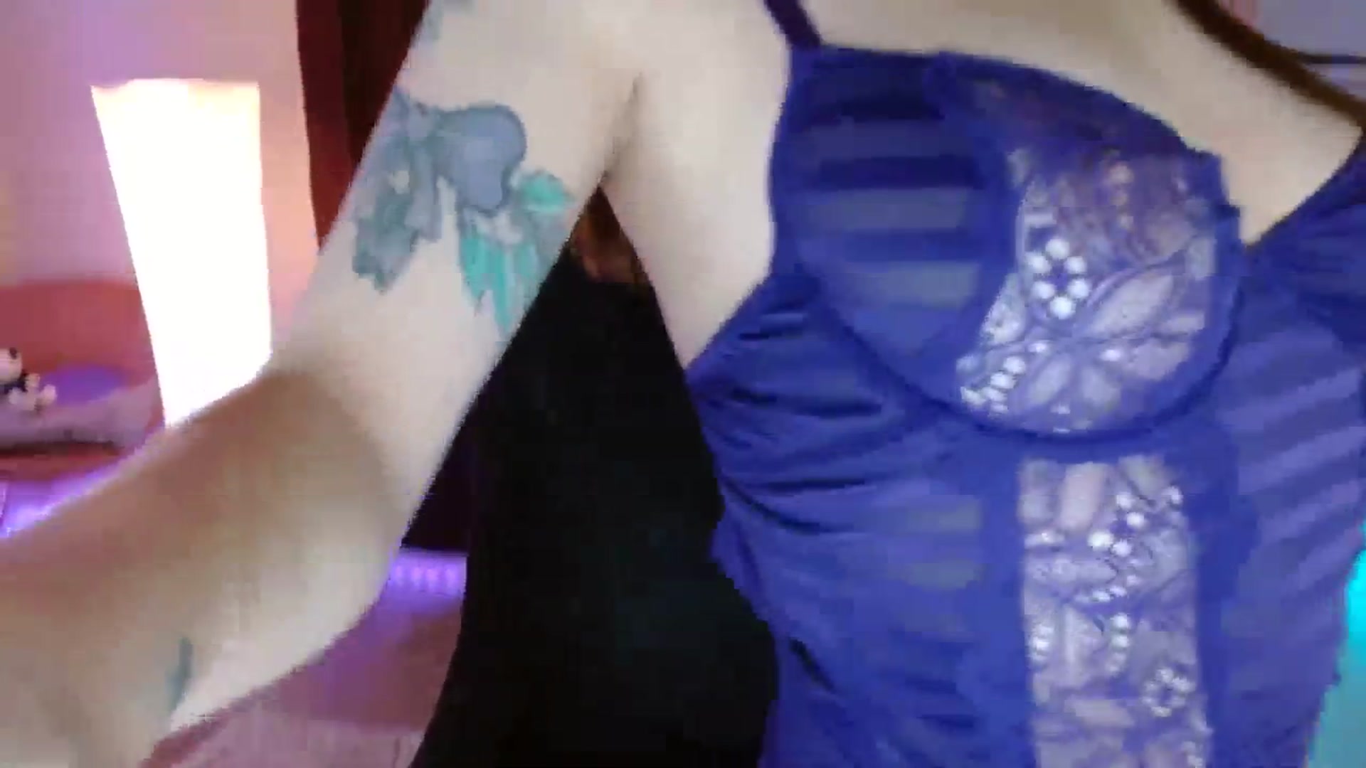 Gallery image thumbnail from DaniSpice's myfreecams stream on, 12/28/2023, 07:49 image 7 of 20